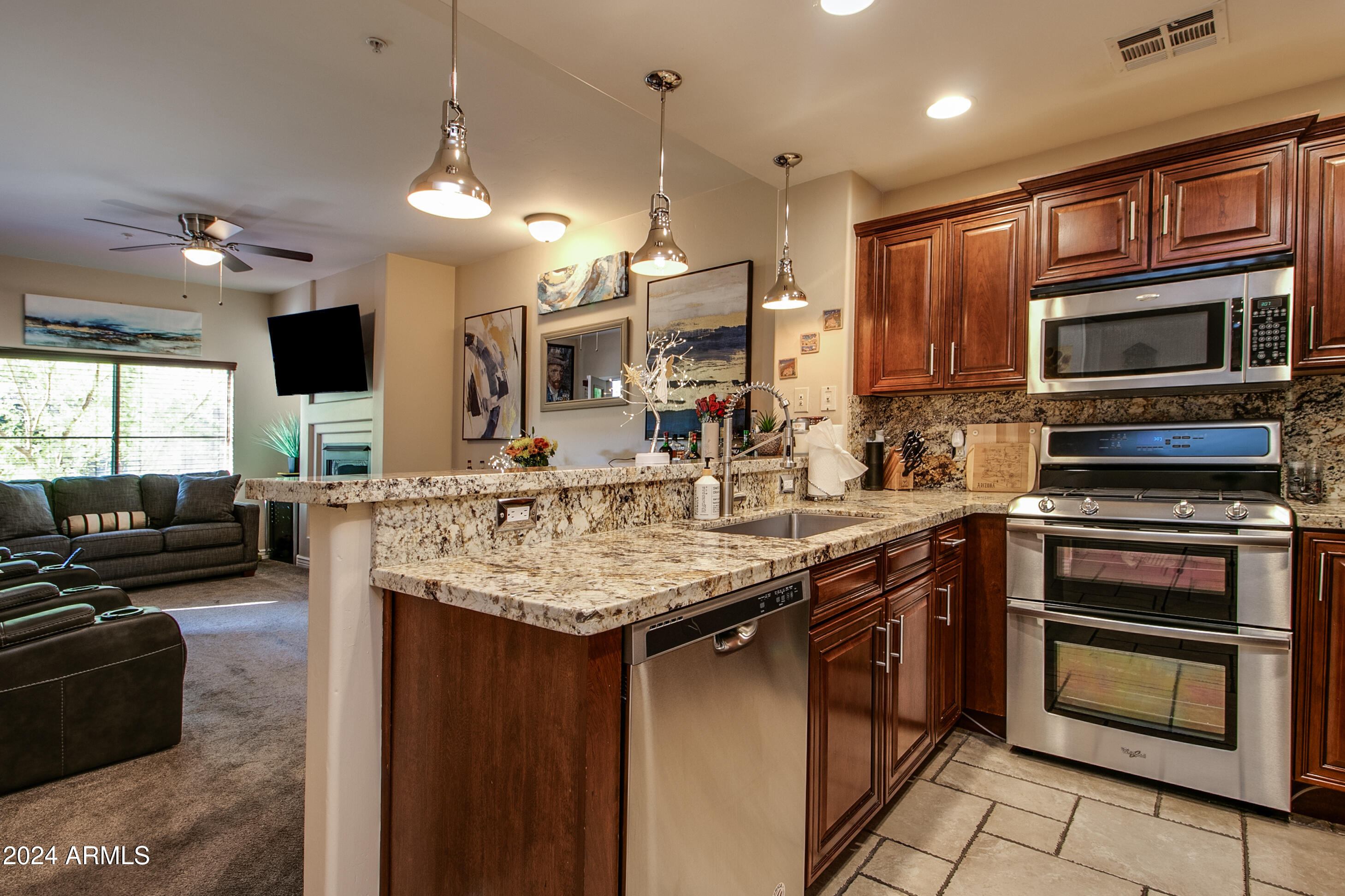 5450 E DEER VALLEY Drive, 2223