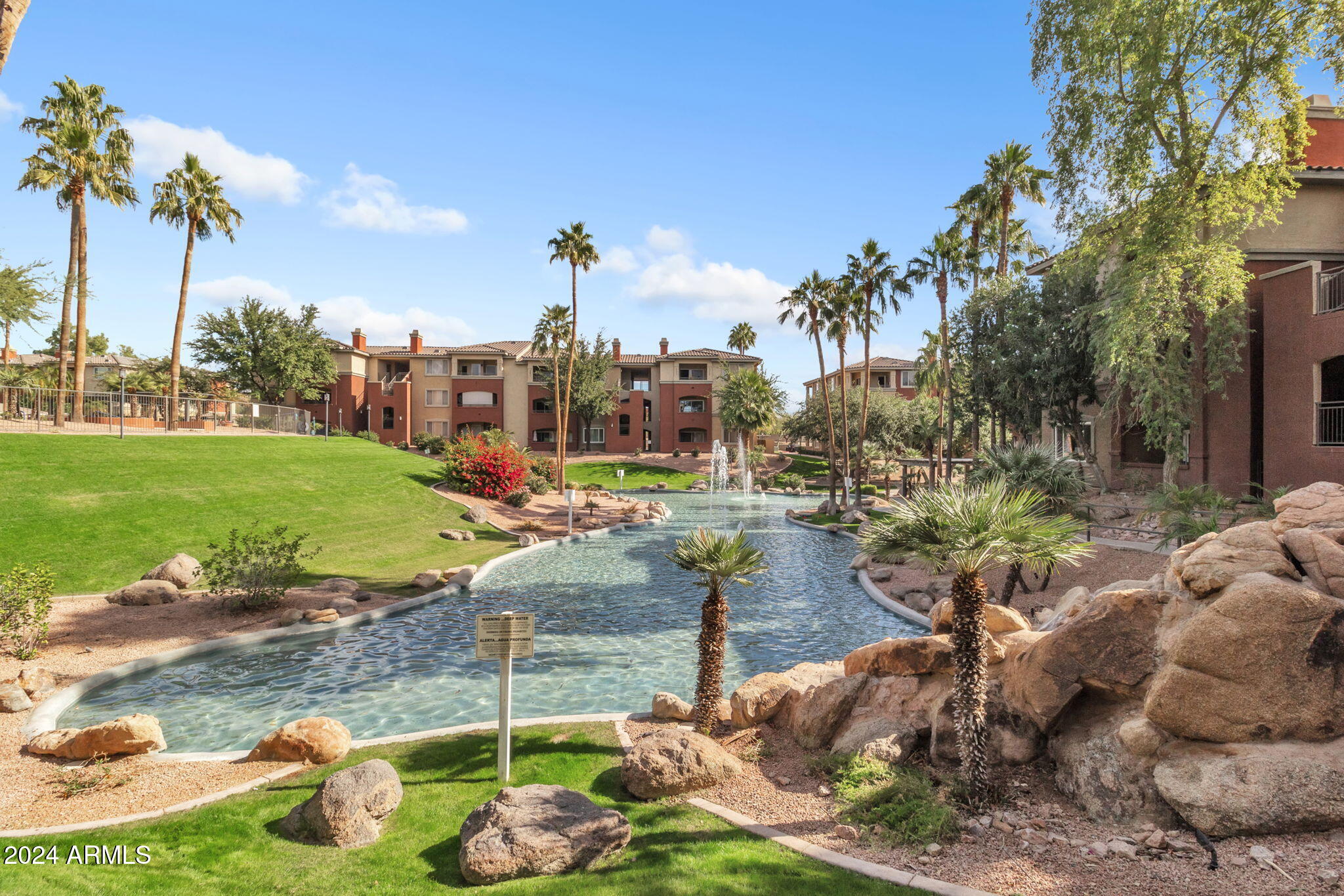 5401 E VAN BUREN Street, 1006