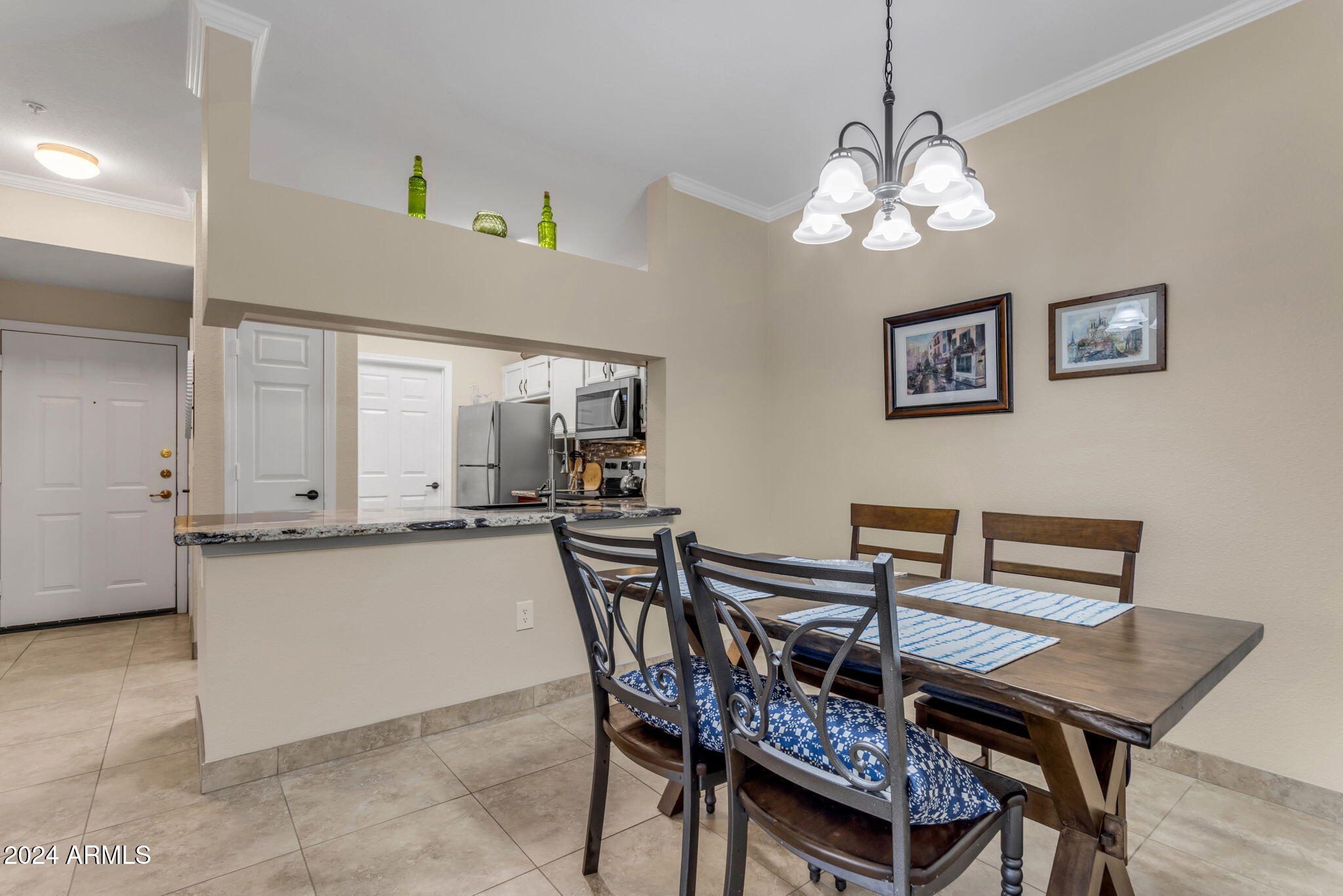 5401 E VAN BUREN Street, 1006