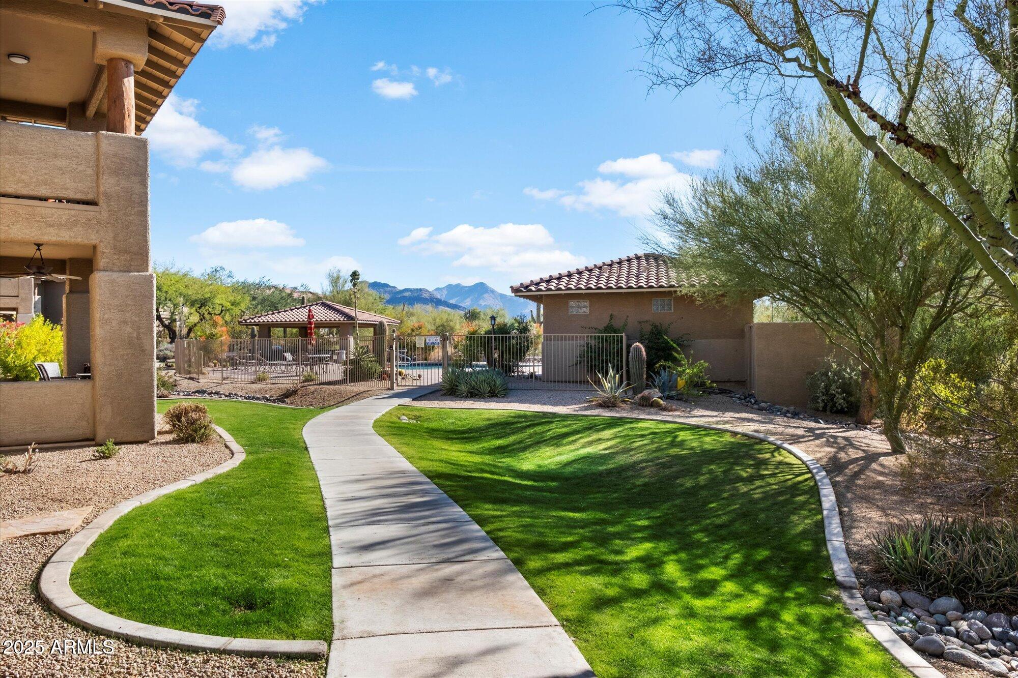8880 E PARAISO Drive, 108