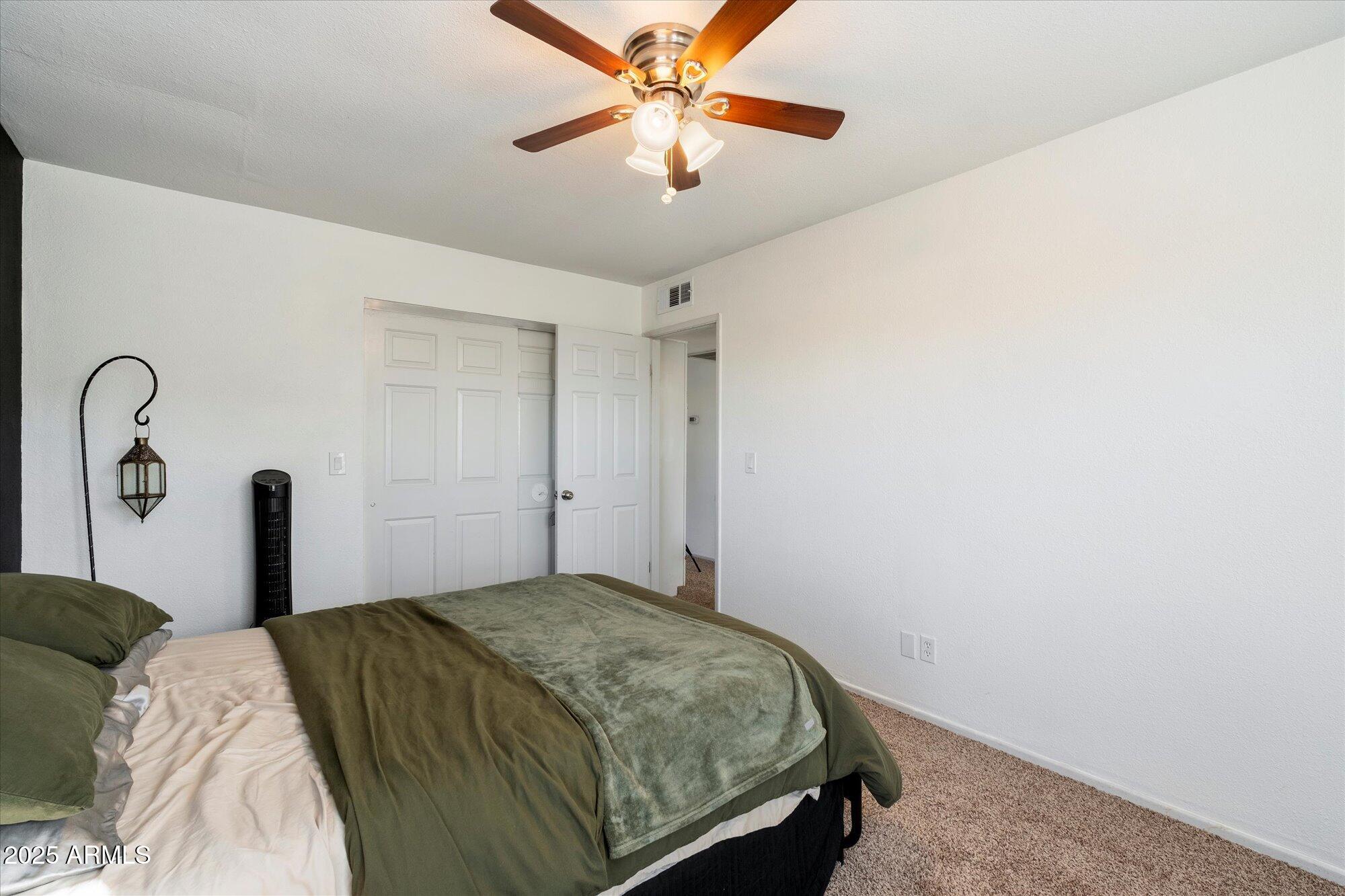 4142 N 11TH Street, 7