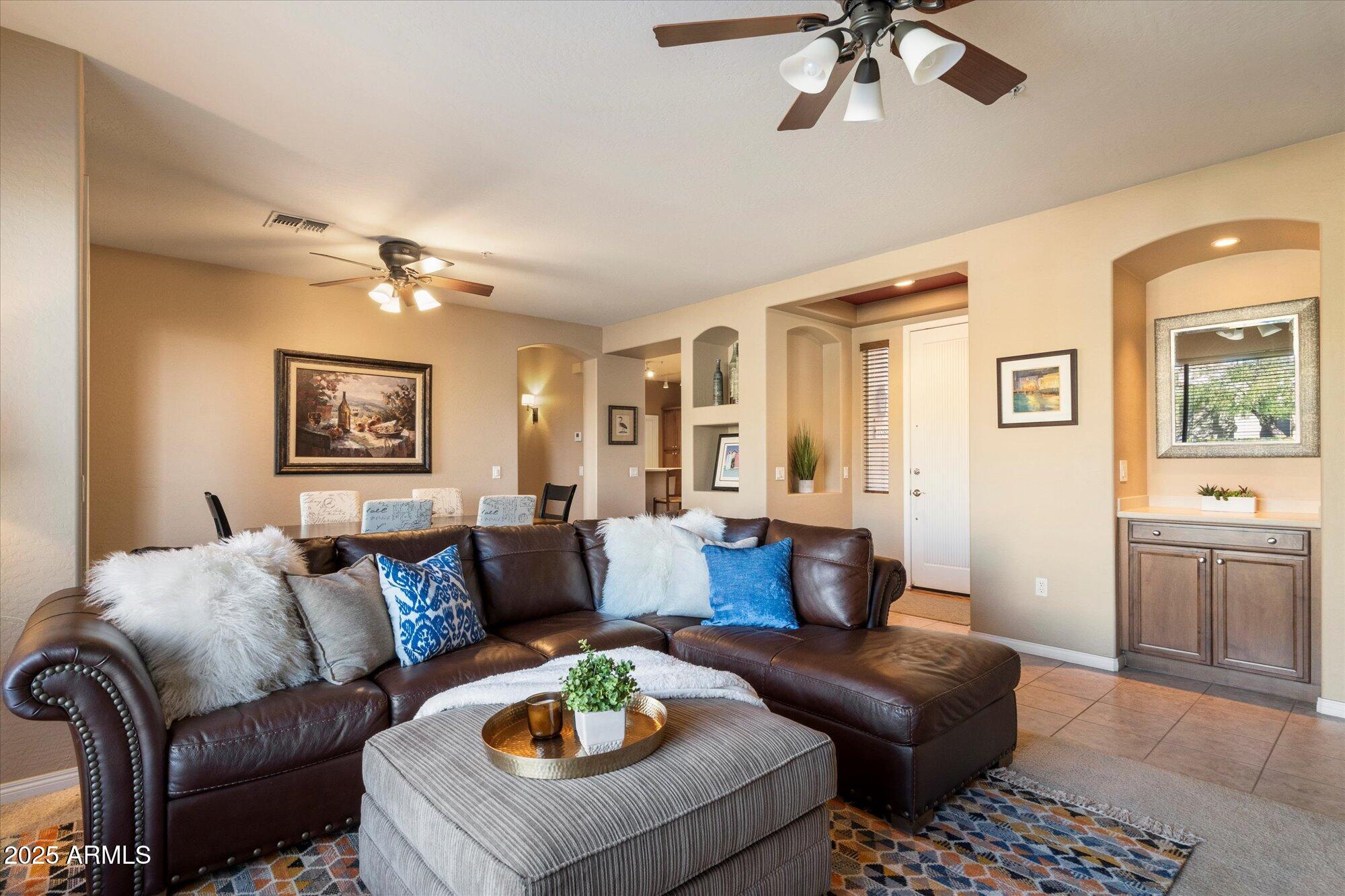 19475 N GRAYHAWK Drive, 1089