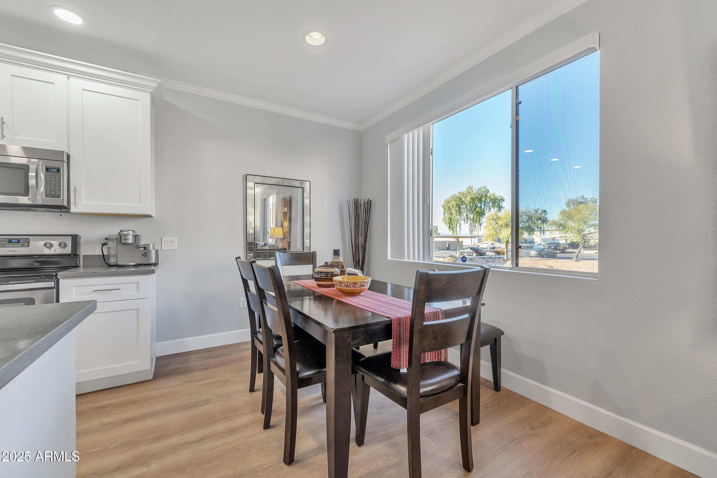 5401 E VAN BUREN Street, 1068