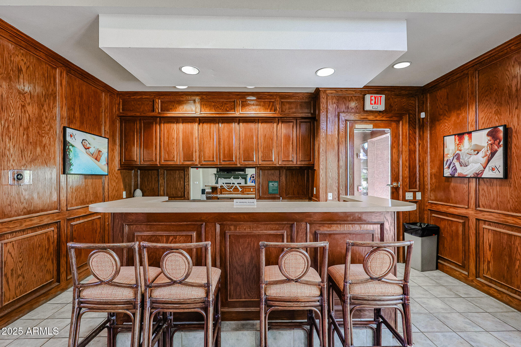 5401 E VAN BUREN Street, 1068