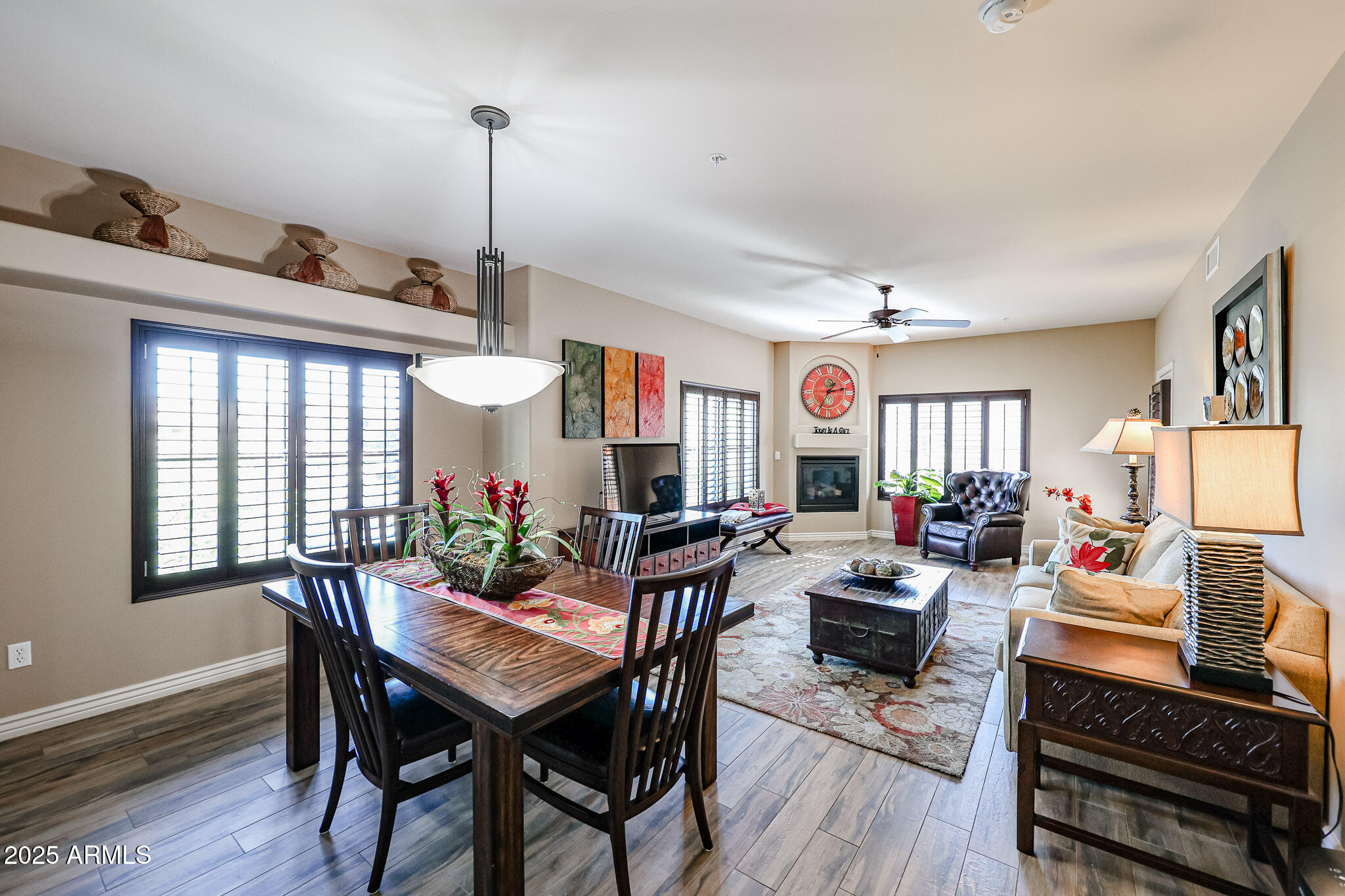 5350 E DEER VALLEY Drive, 3277