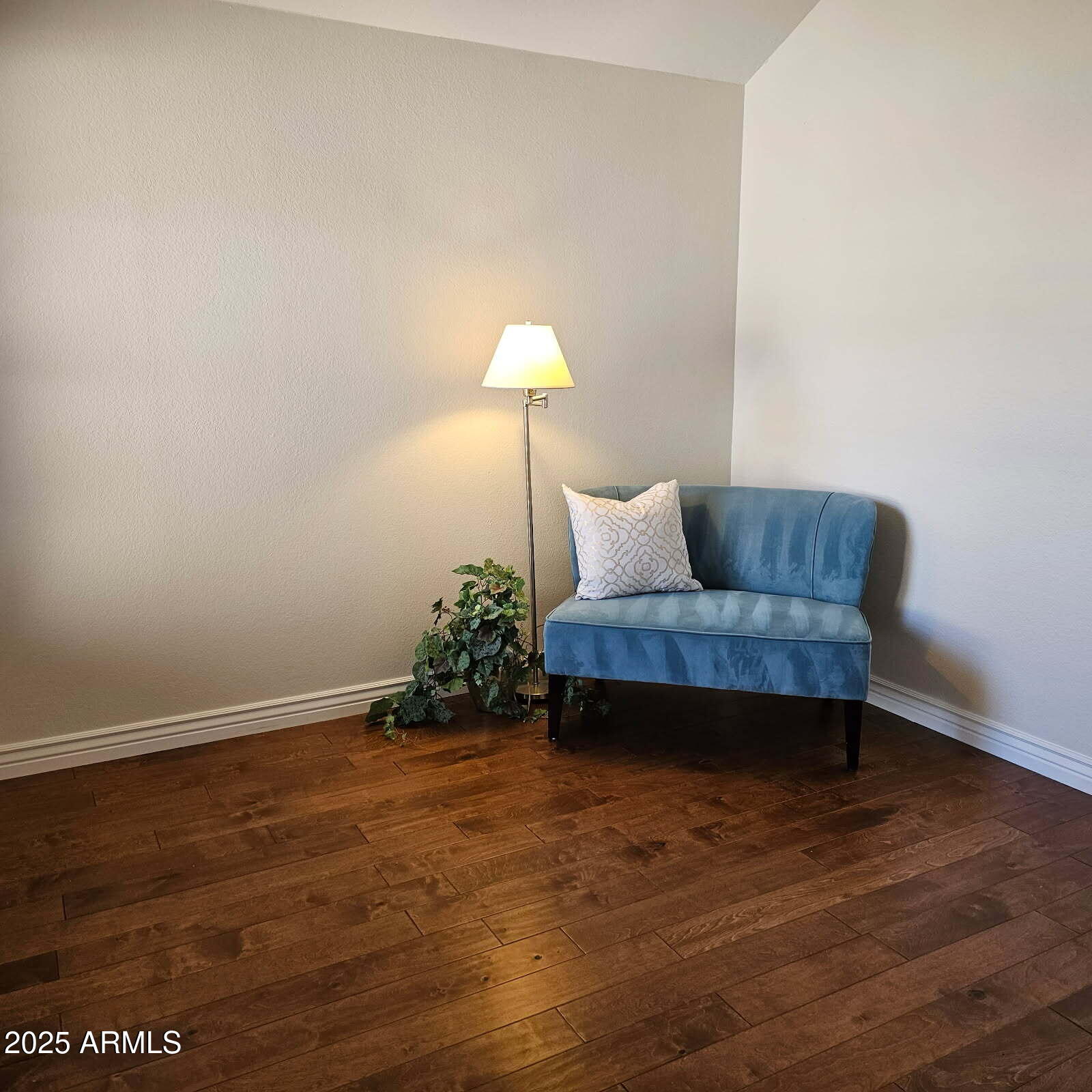 10017 E MOUNTAIN VIEW Road, 2082, Scottsdale Unit: 2082