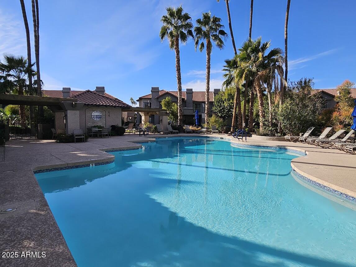 10017 E MOUNTAIN VIEW Road, 2082, Scottsdale Unit: 2082