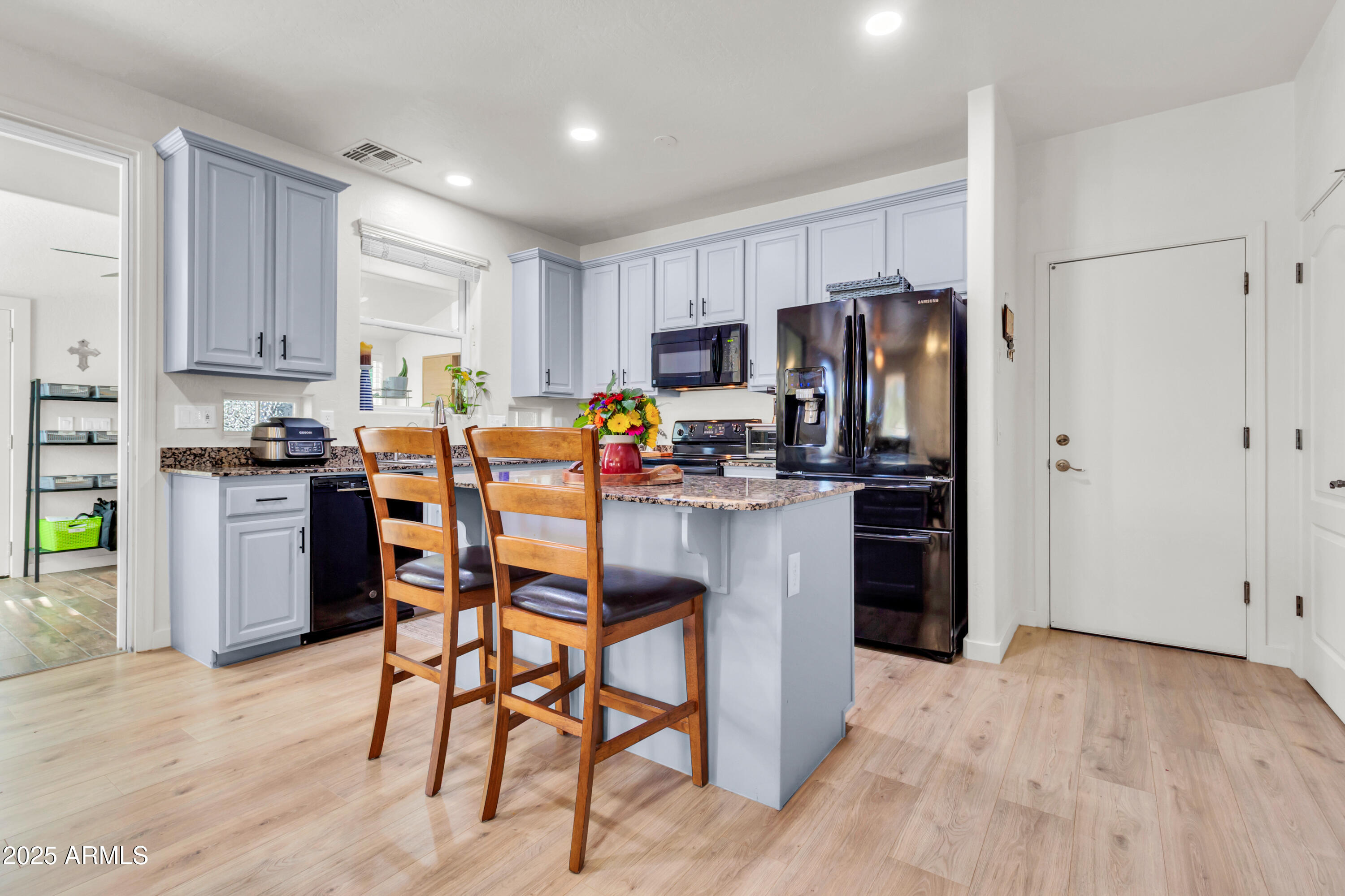 1639 S LARAMIE