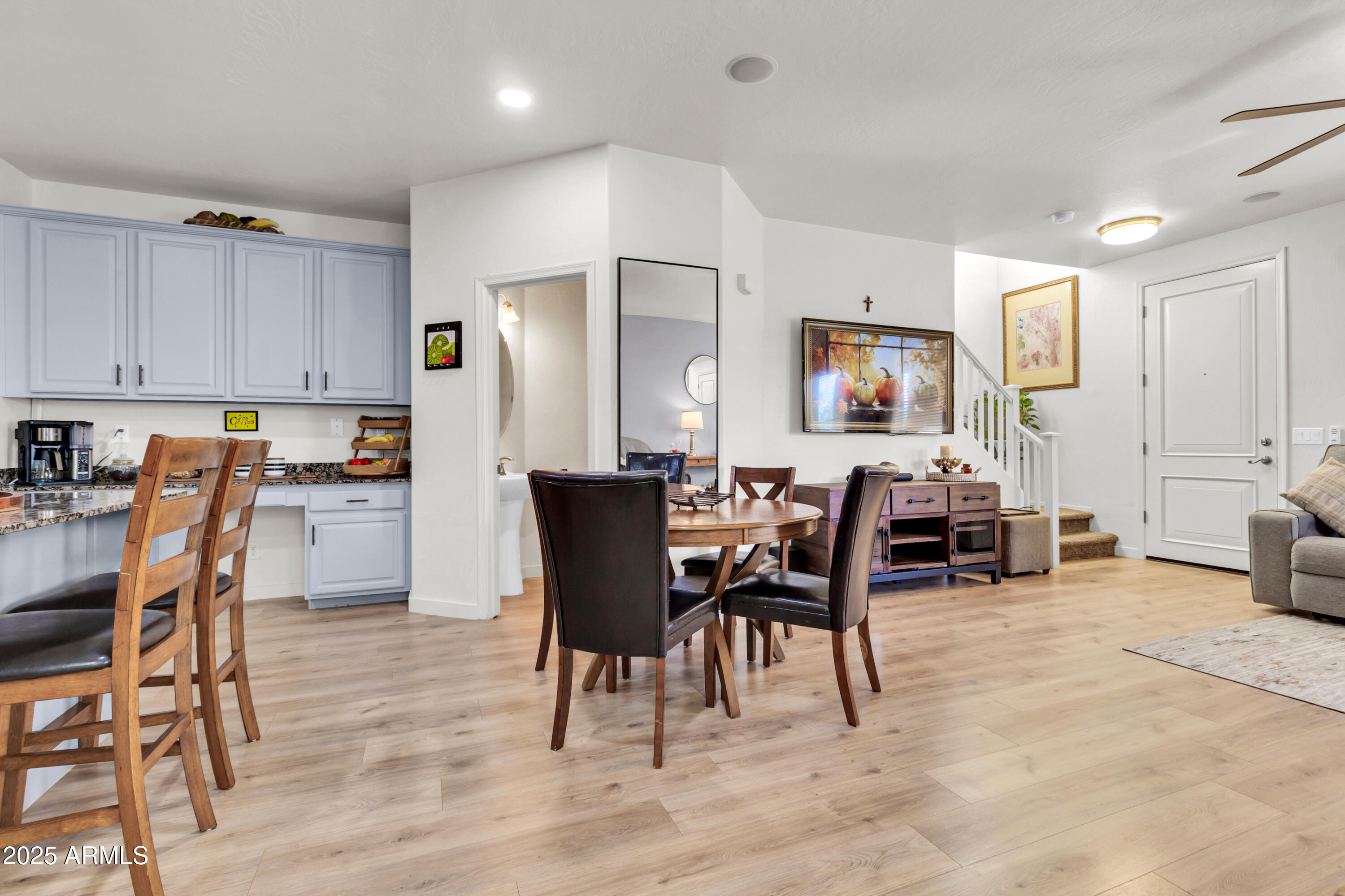 1639 S LARAMIE