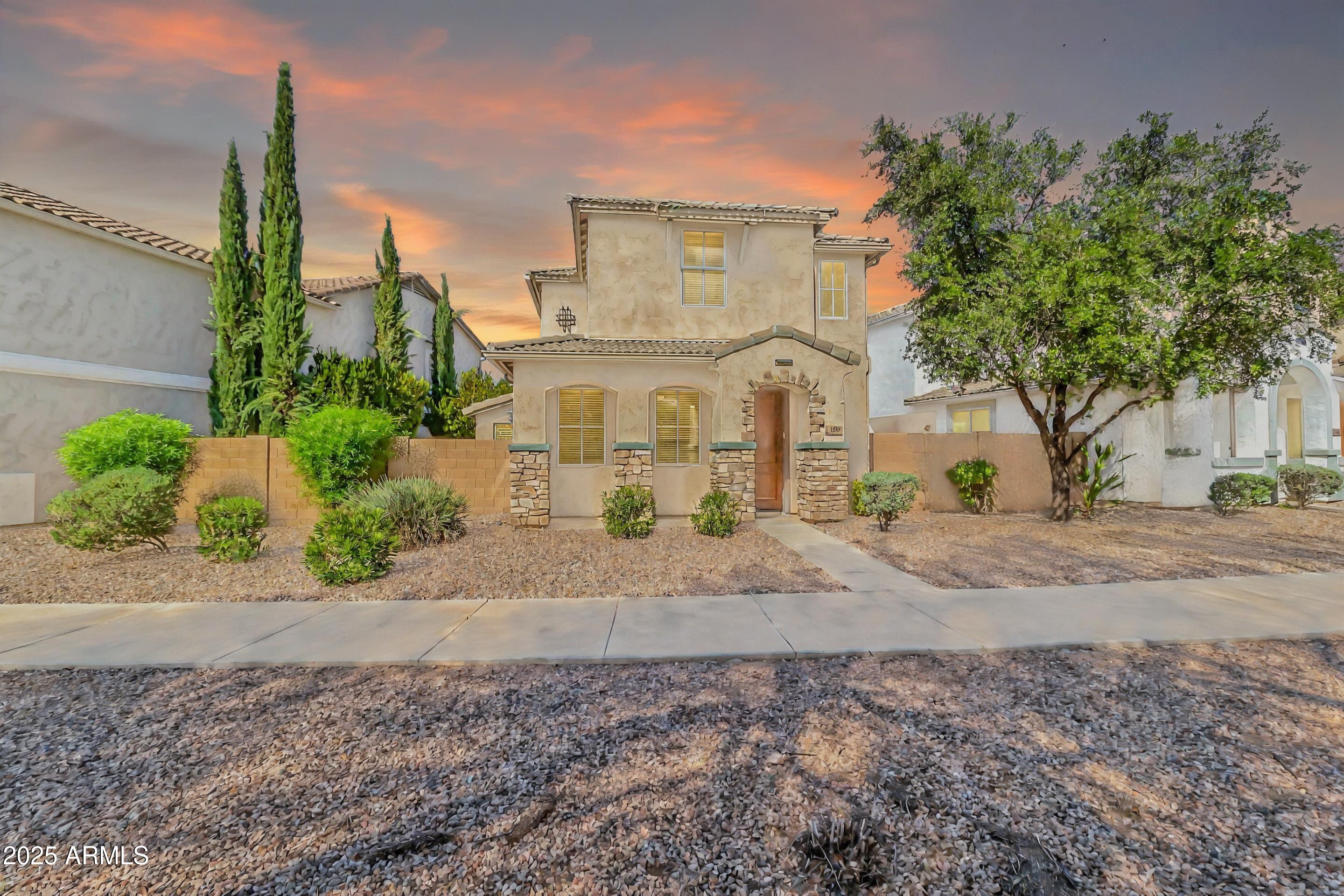 1639 S LARAMIE