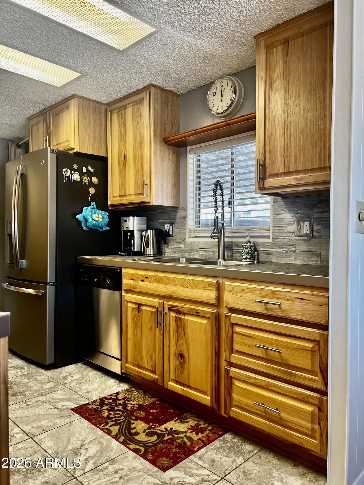 120 N Val Vista Drive 44