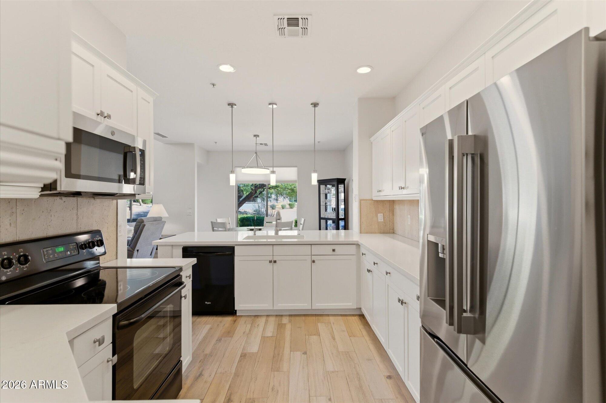 19475 N GRAYHAWK Drive 1150