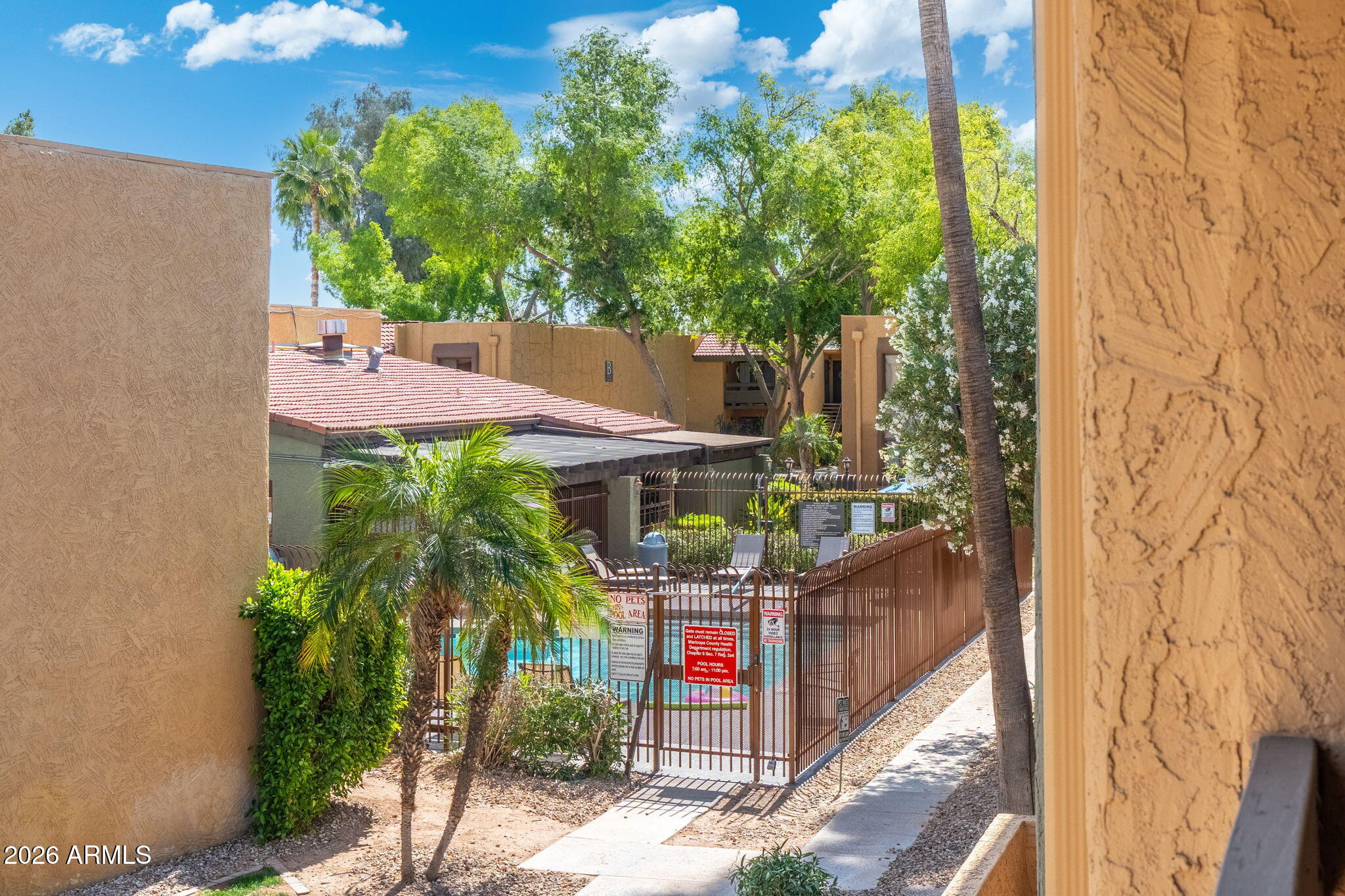 8500 E INDIAN SCHOOL Road 233