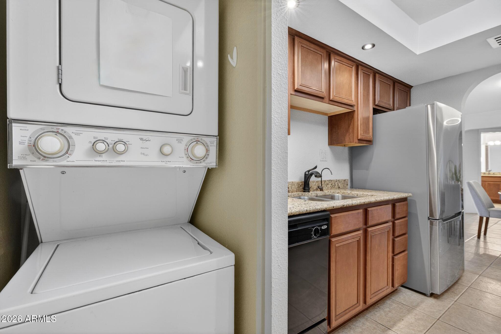 8500 E INDIAN SCHOOL Road 233