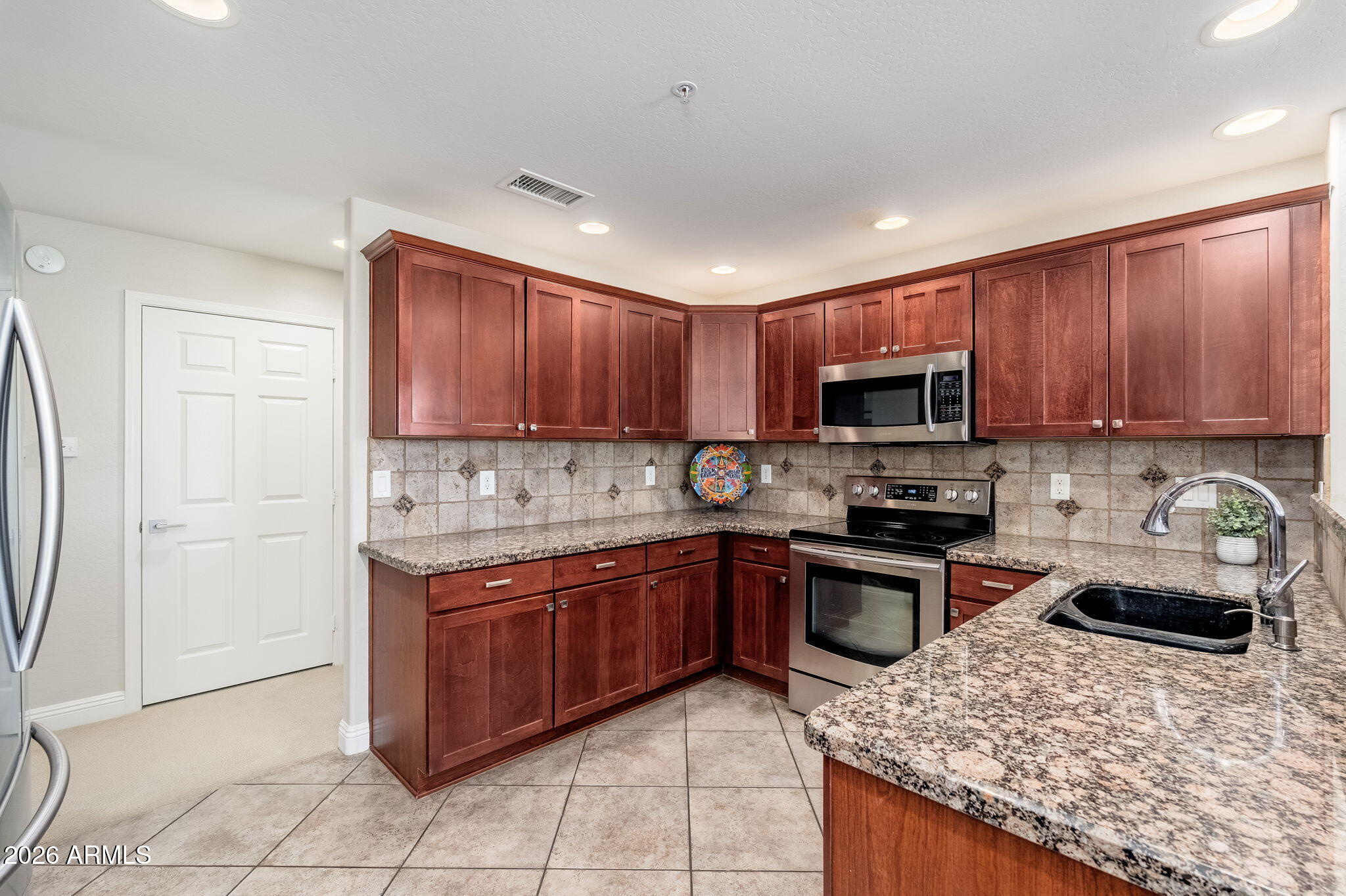 19700 N 76th Street 2127