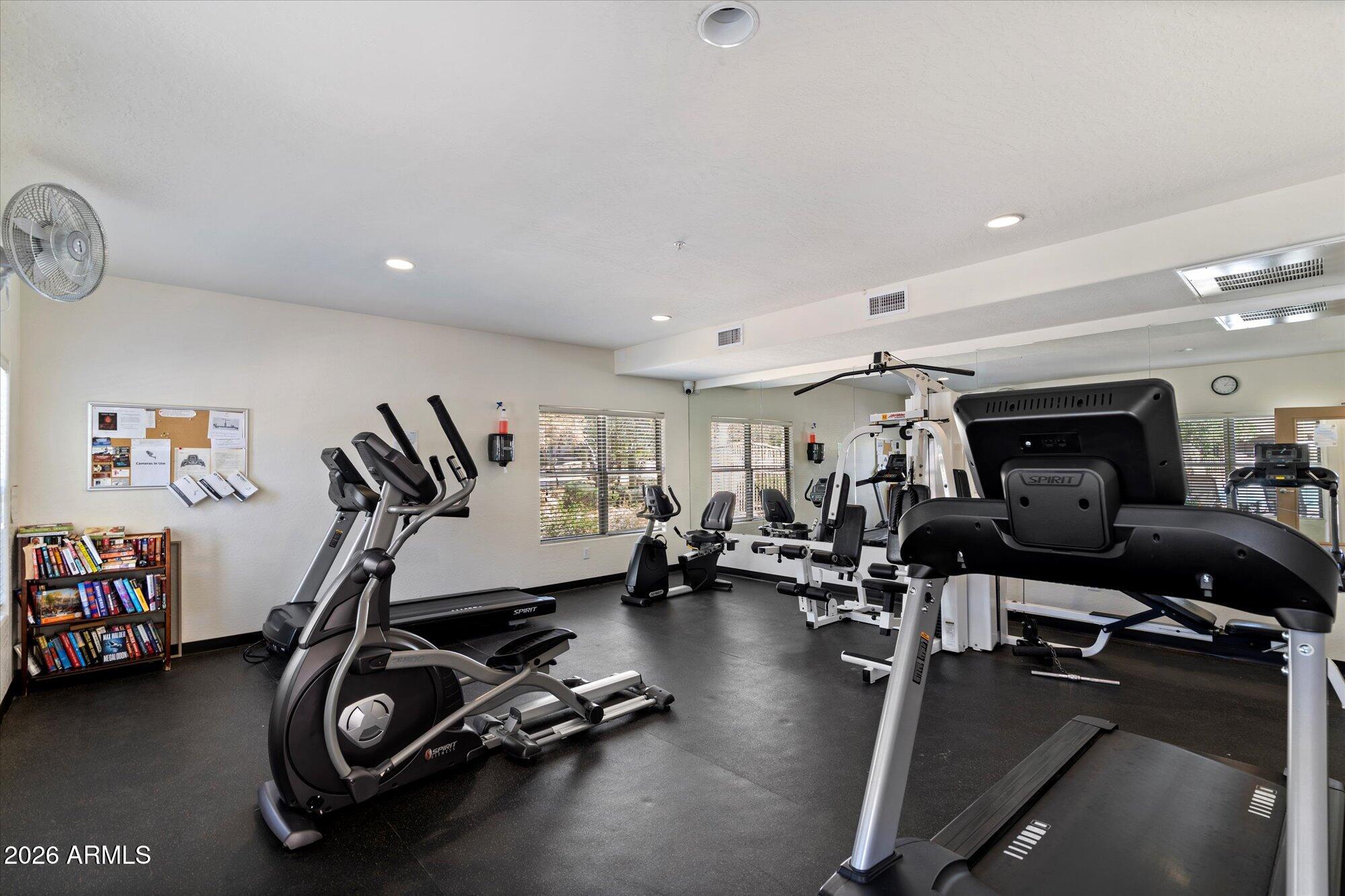 19700 N 76th Street 2127