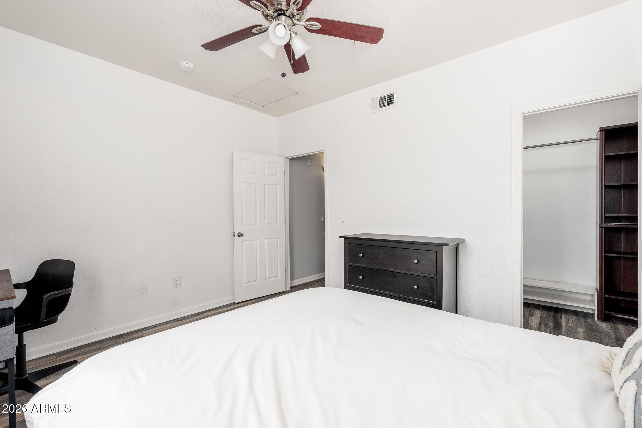 5345 E VAN BUREN Street 364