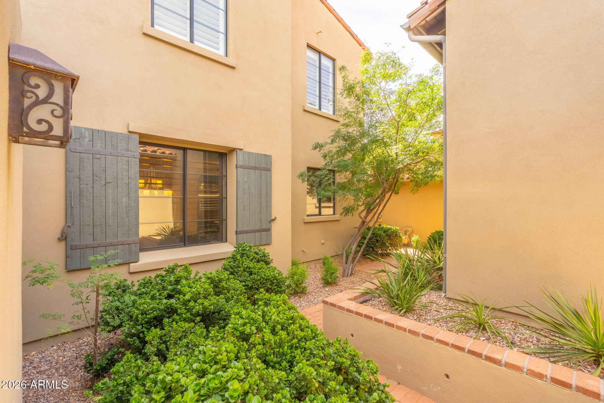 18650 N THOMPSON PEAK Parkway 1006