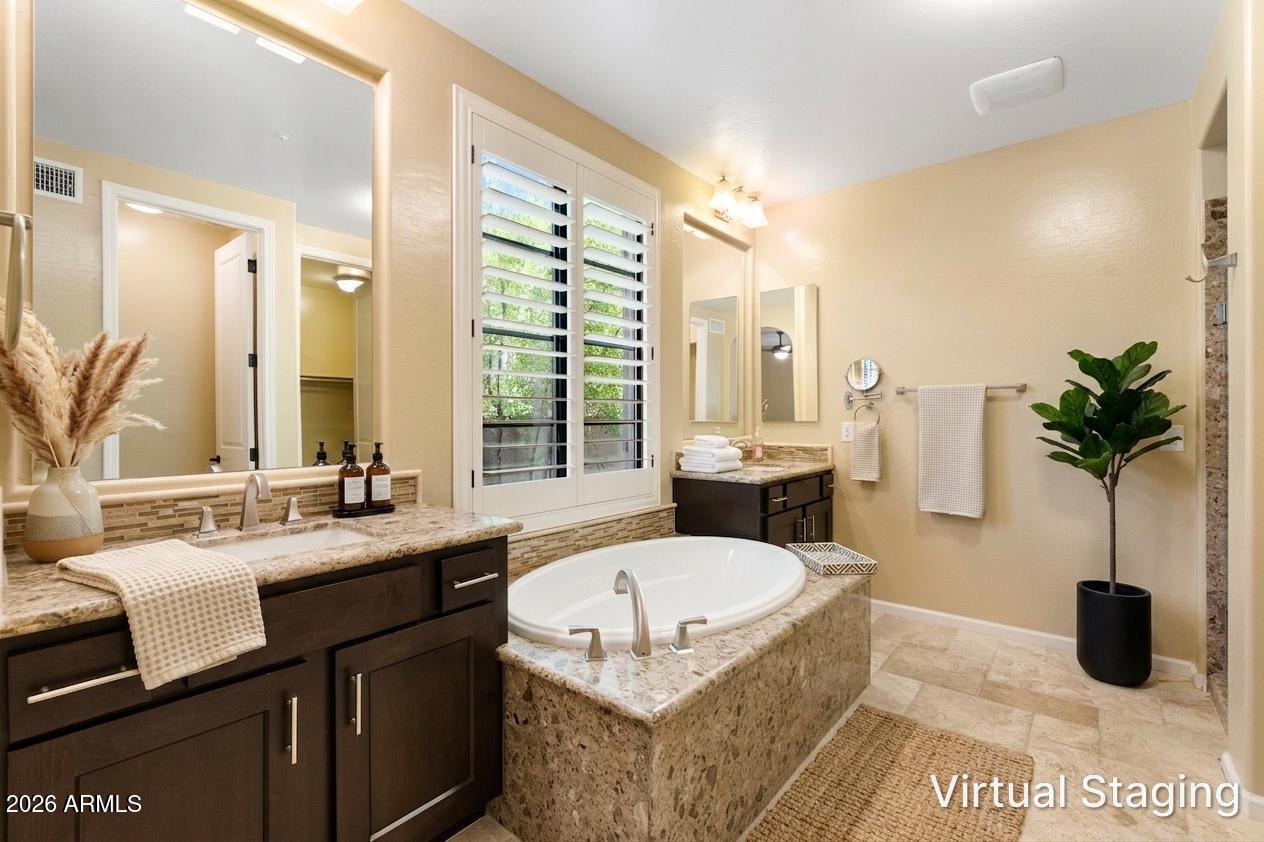 18650 N THOMPSON PEAK Parkway 1006