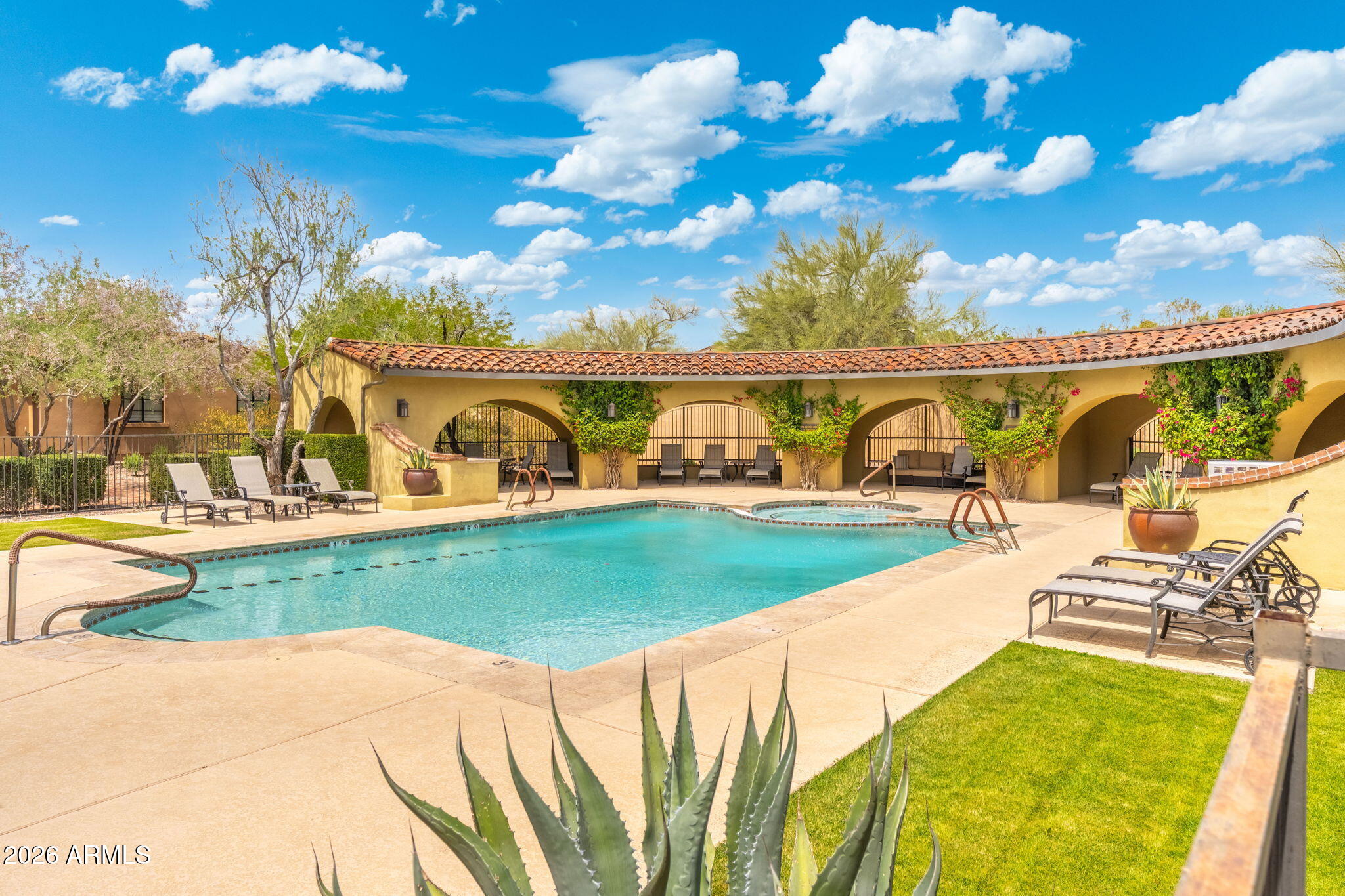 18650 N THOMPSON PEAK Parkway 1006