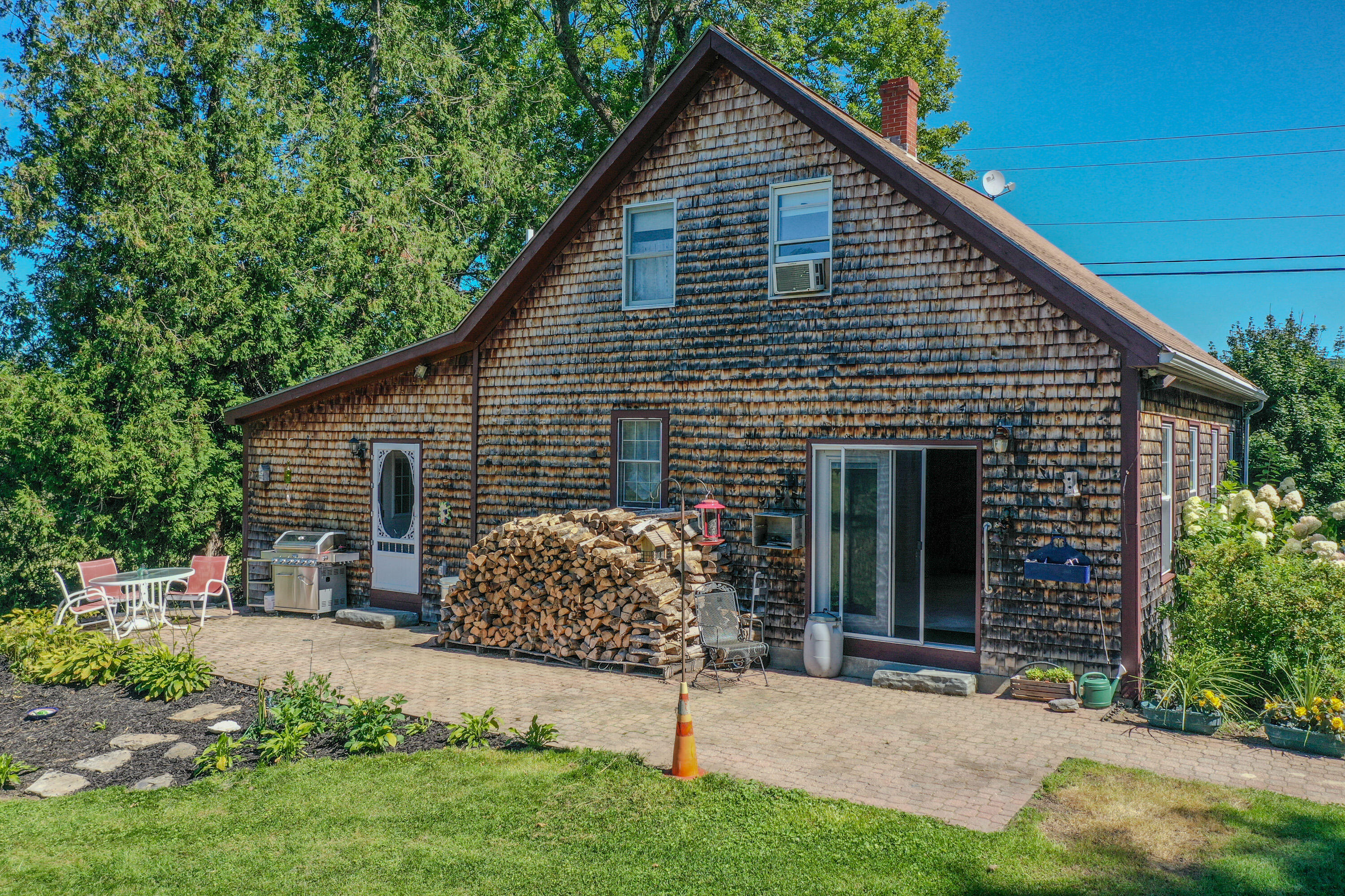 376 Appleton Road