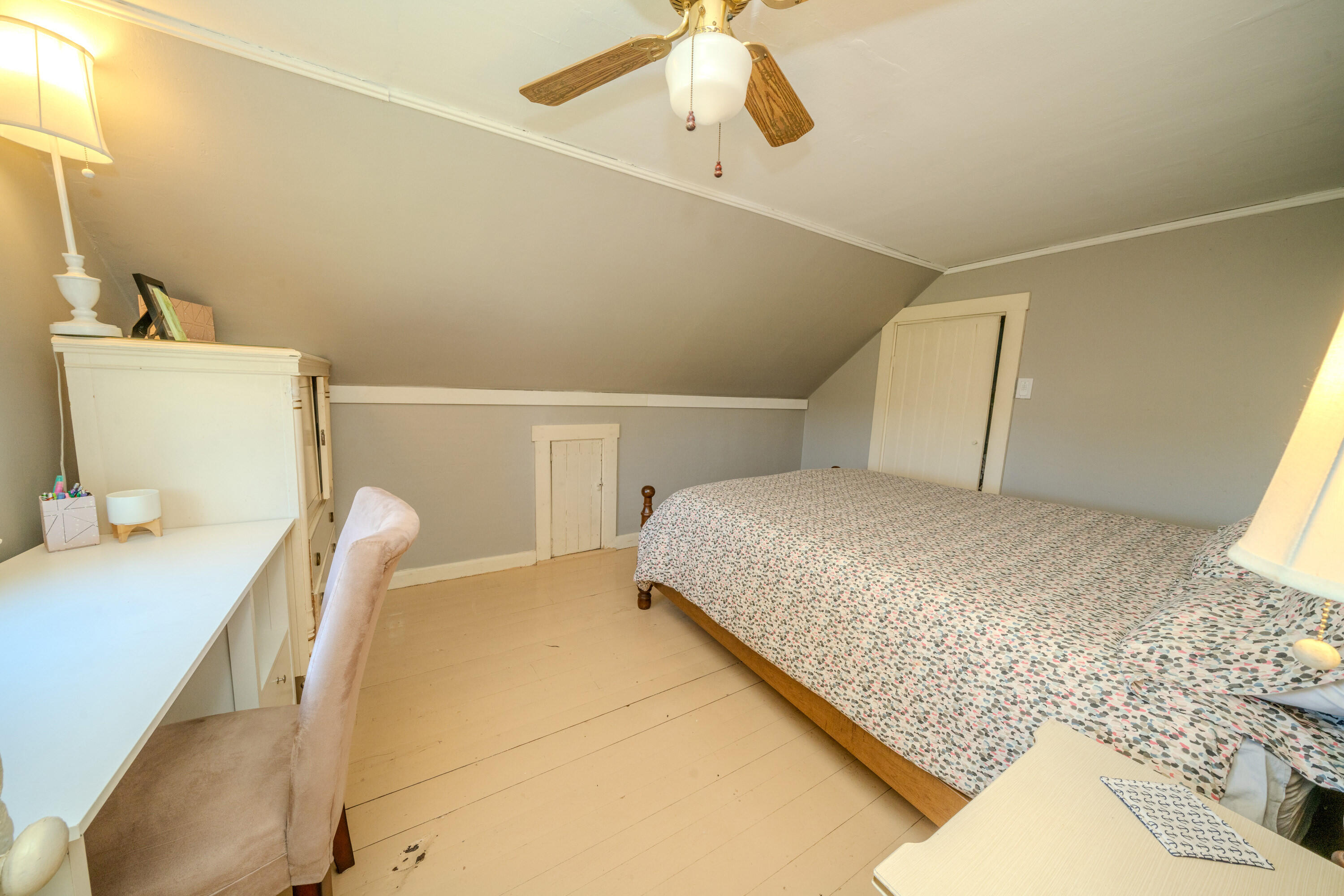 376 Appleton Road