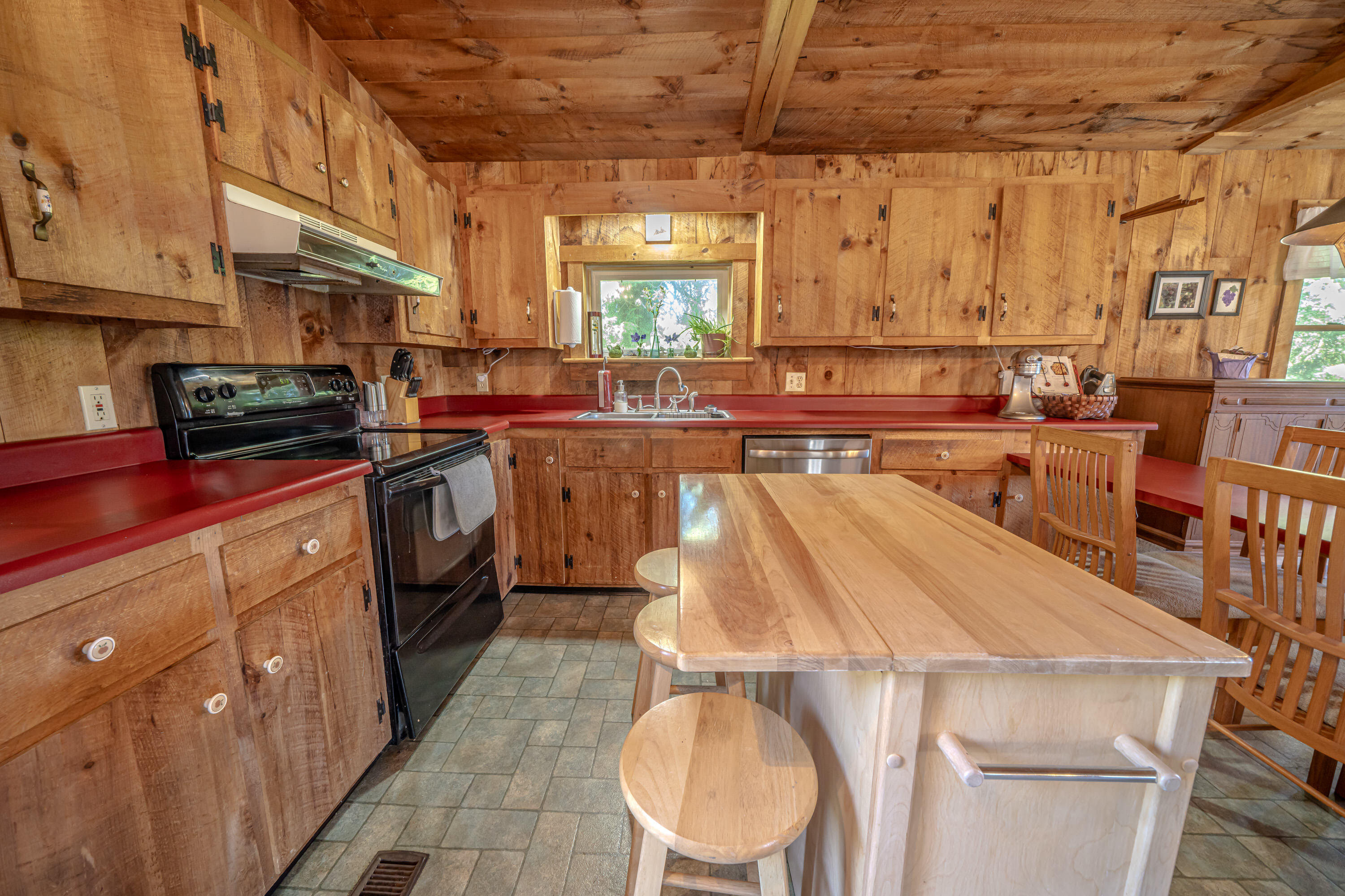 376 Appleton Road