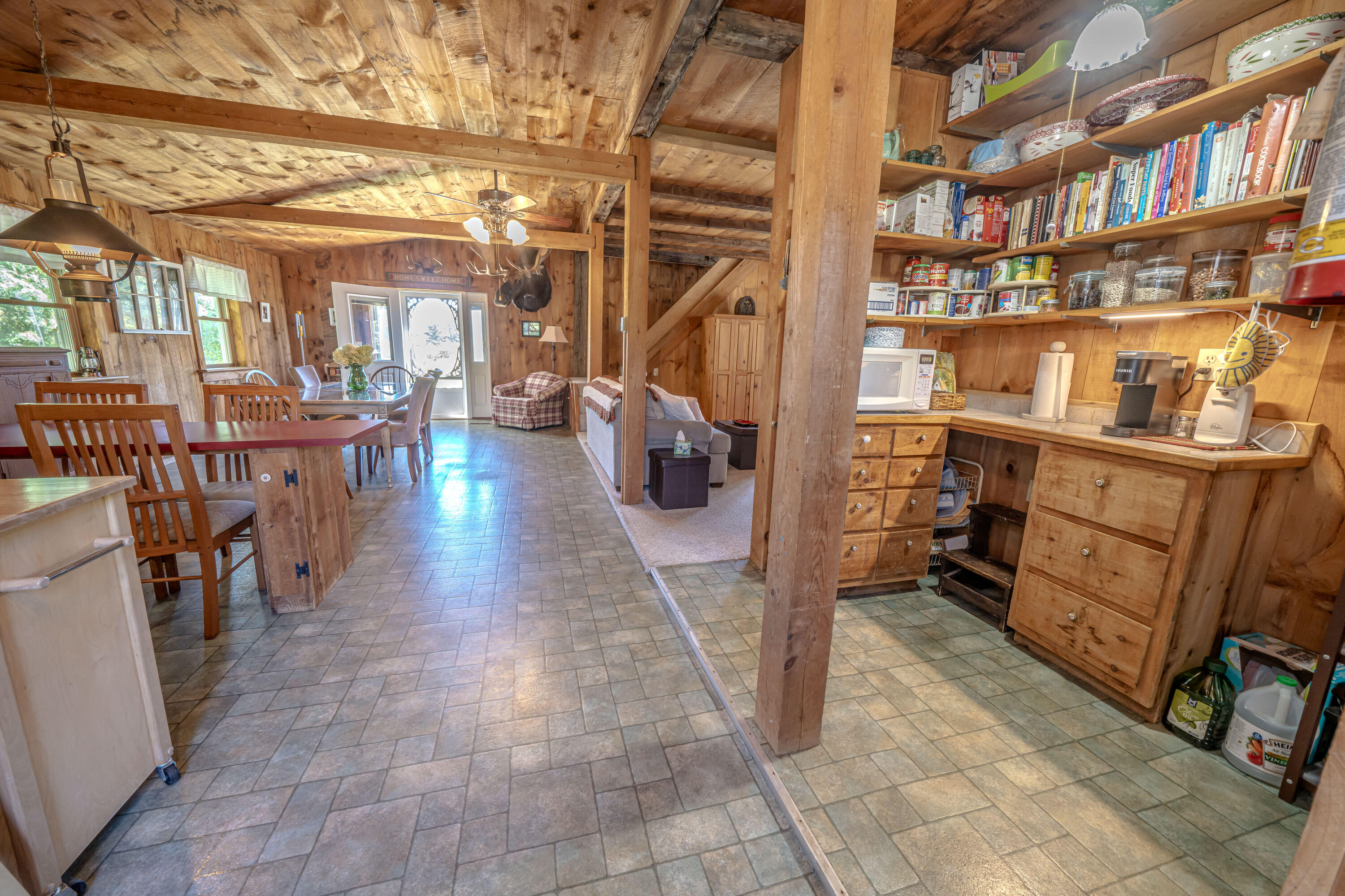 376 Appleton Road