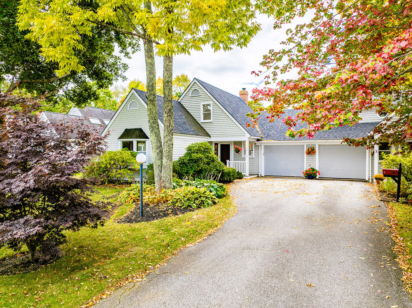 11 Curtis Avenue