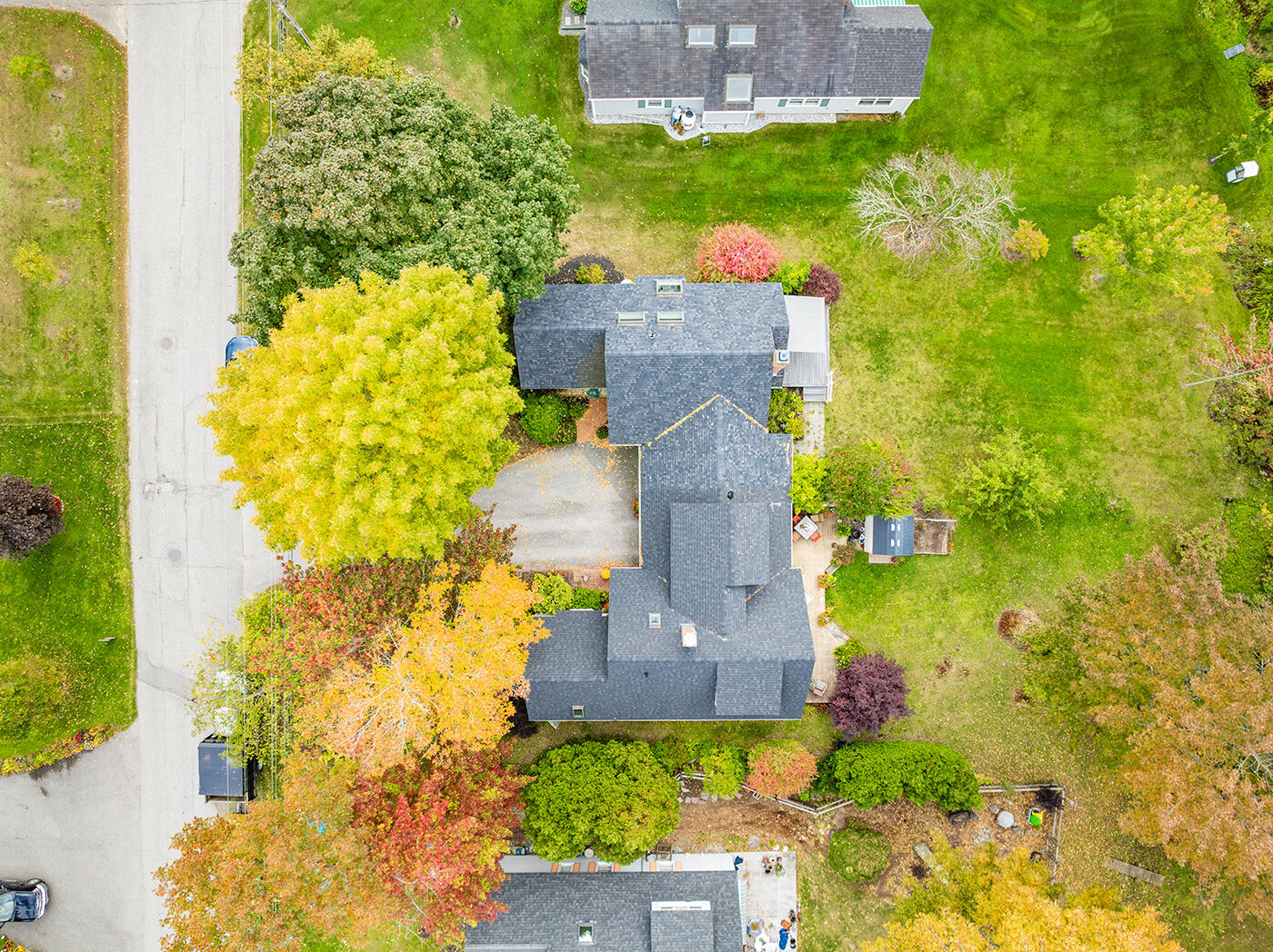 11 Curtis Avenue