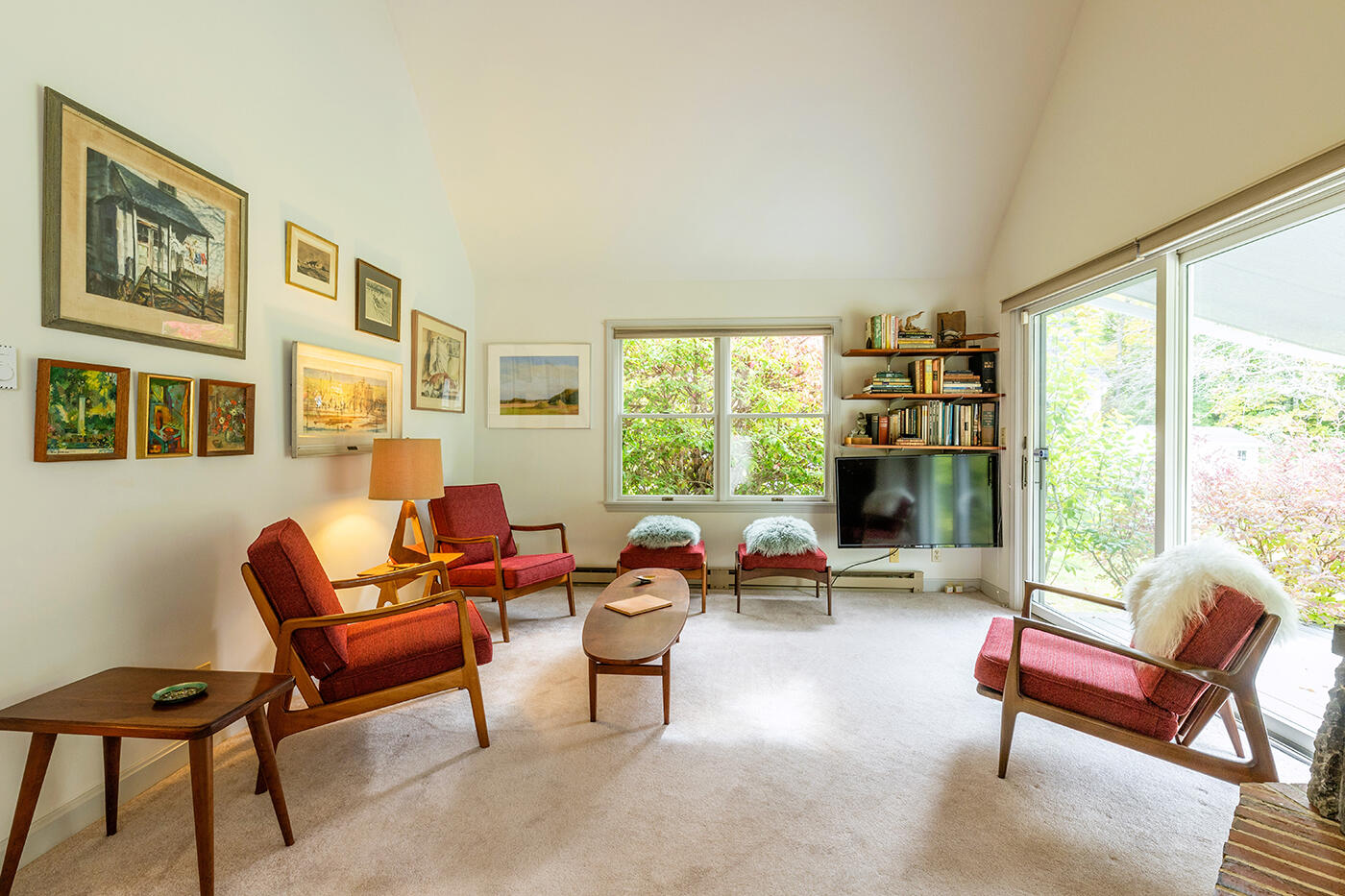 11 Curtis Avenue