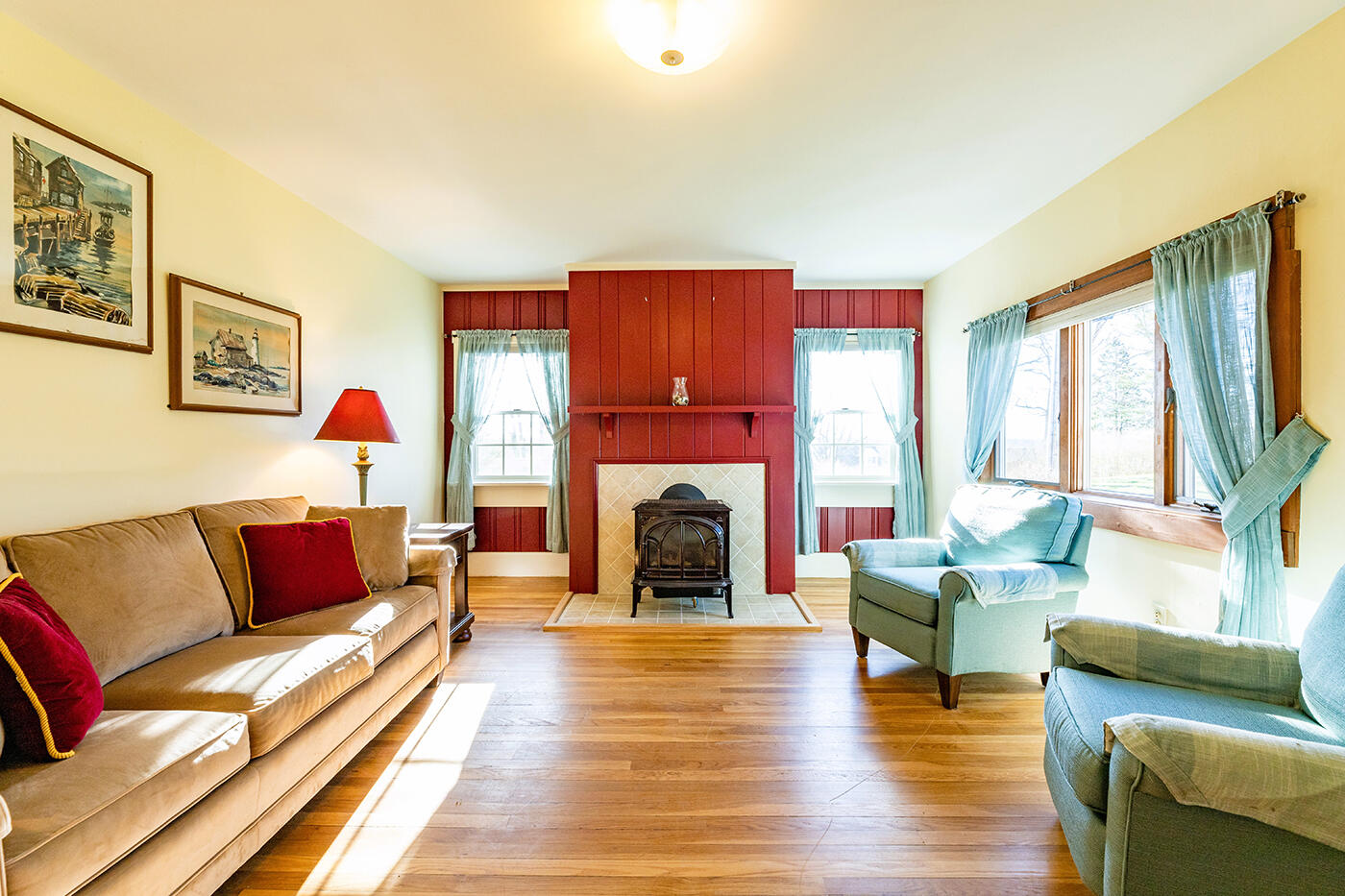 24 Lawrence Avenue