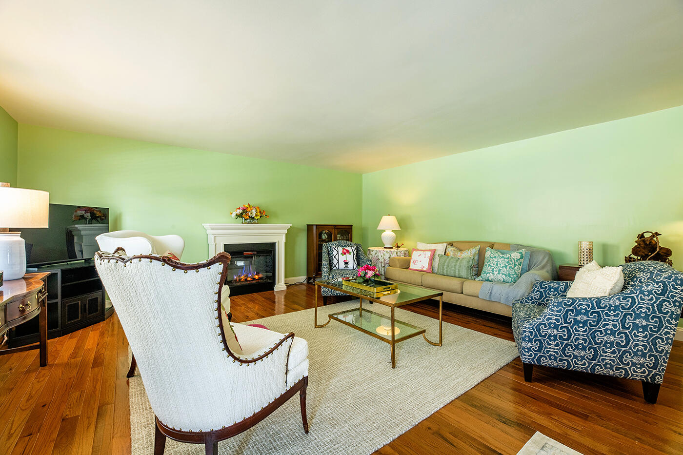16 Schooner Drive