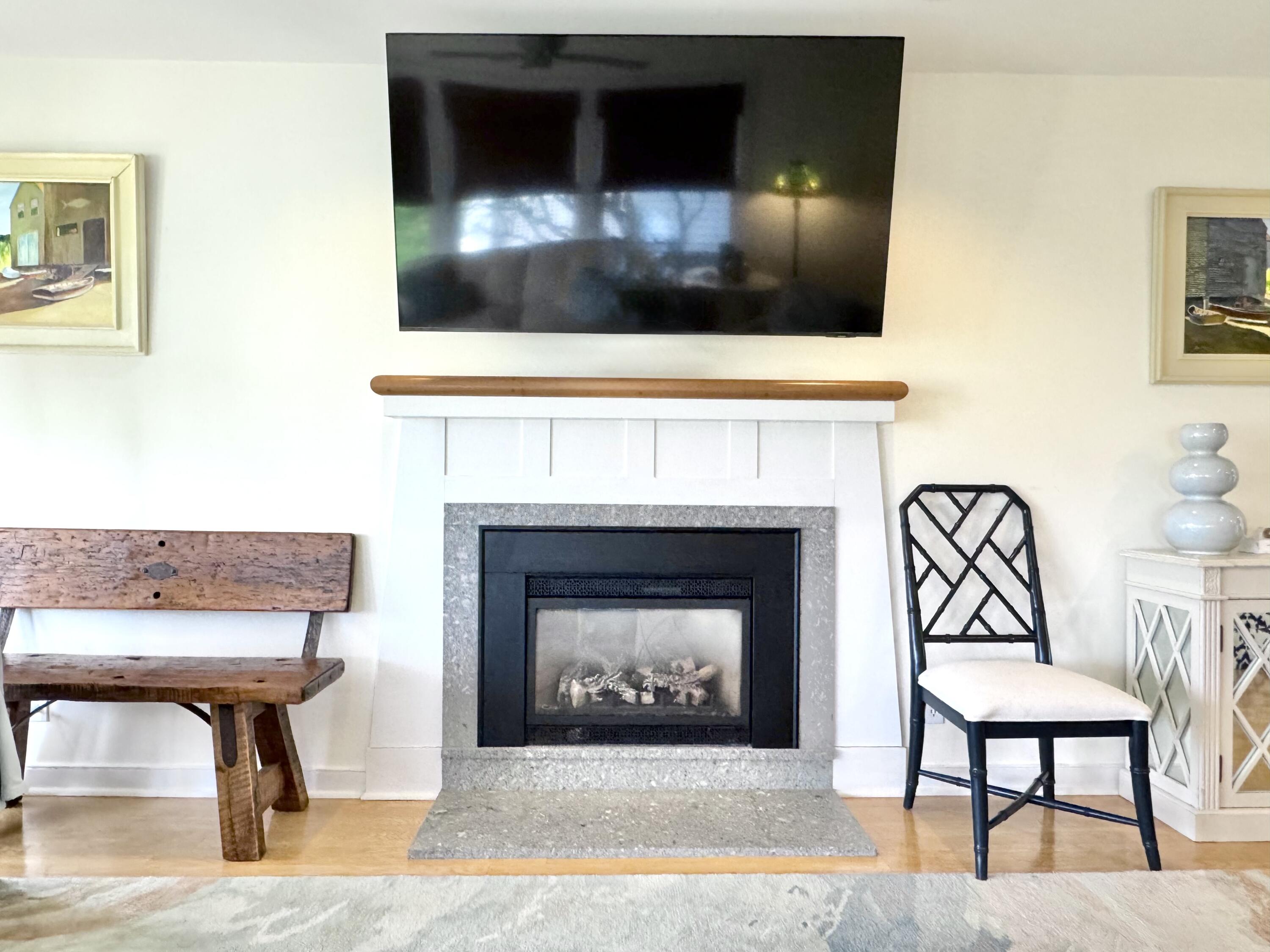 54 Village Way, 54