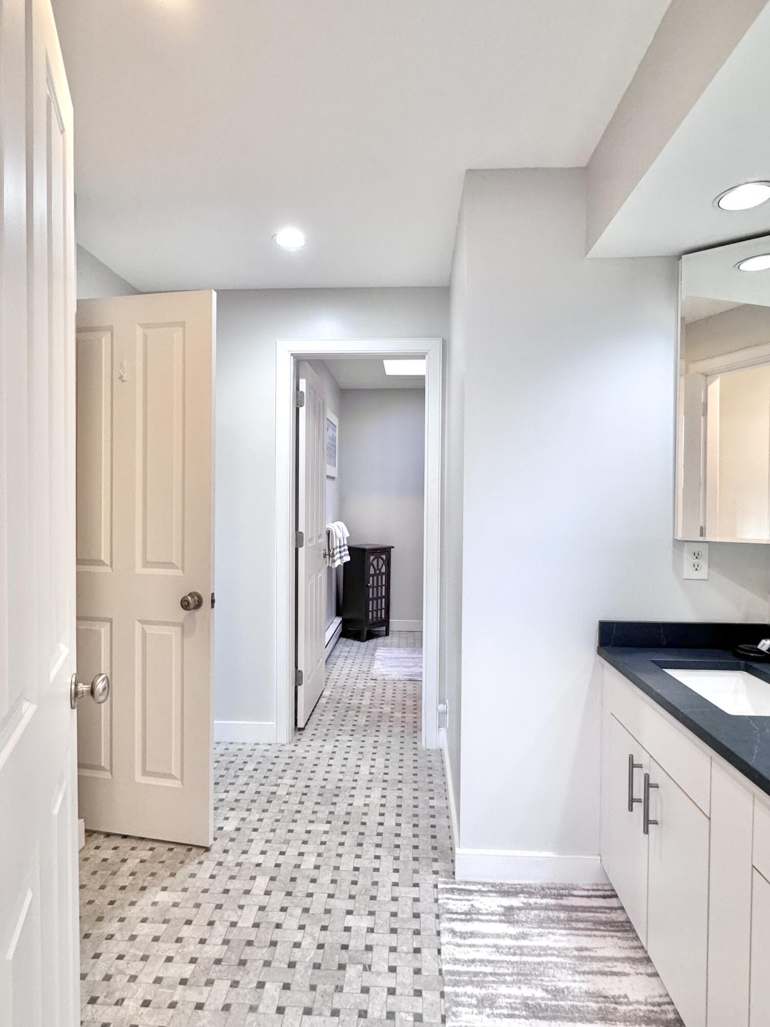 54 Village Way, 54