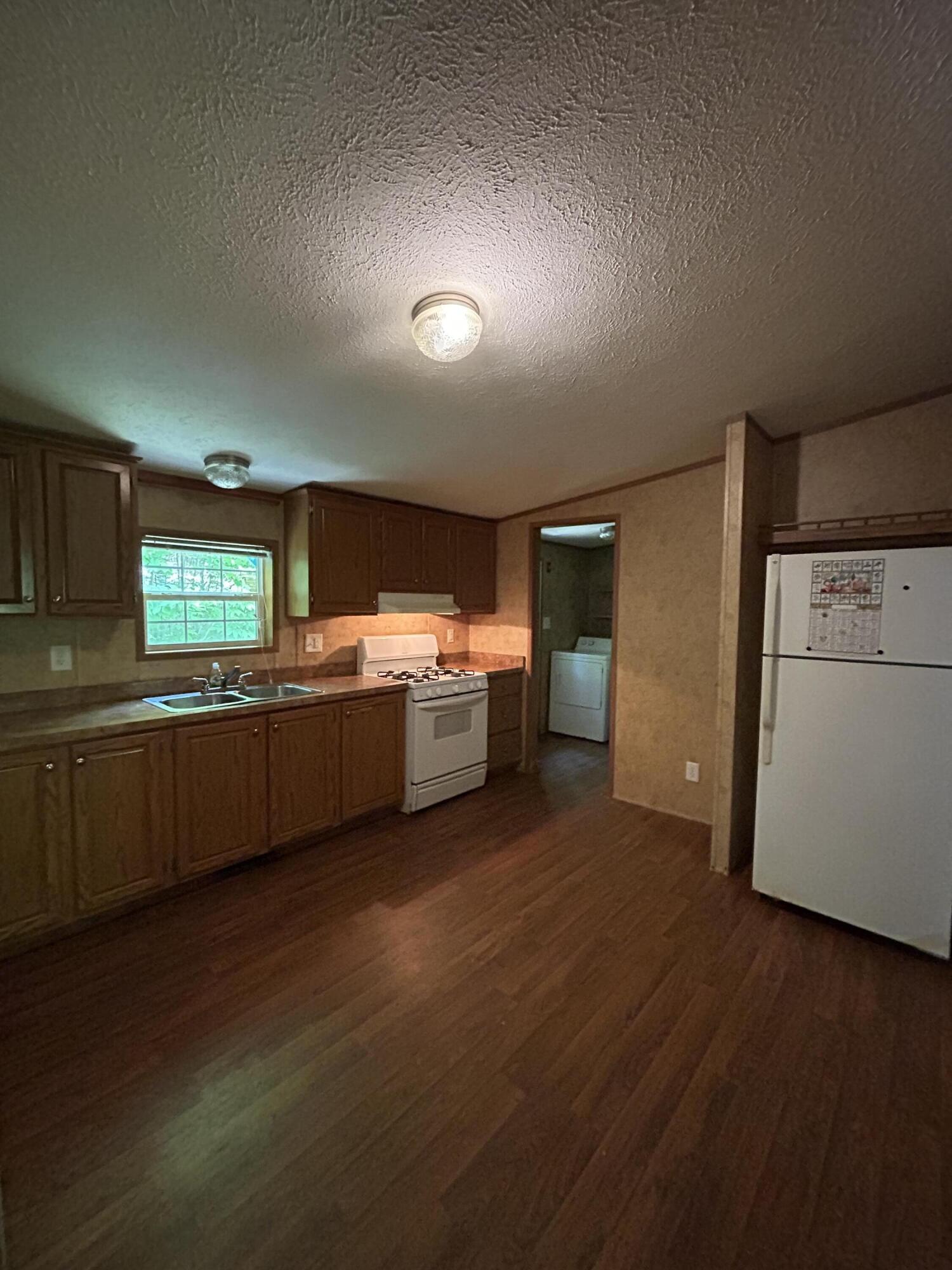 58 Hosmer Pond Road