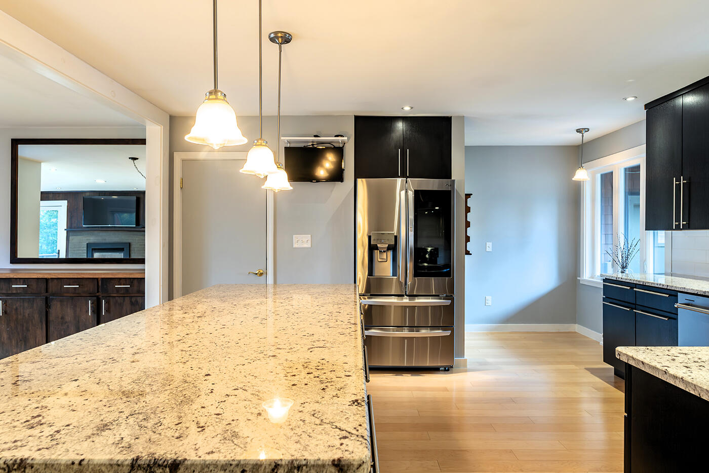 710 Commercial Street