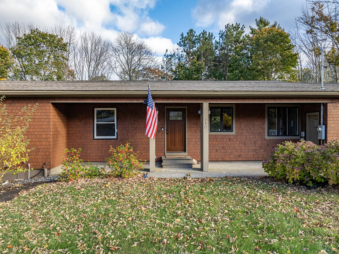 710 Commercial Street