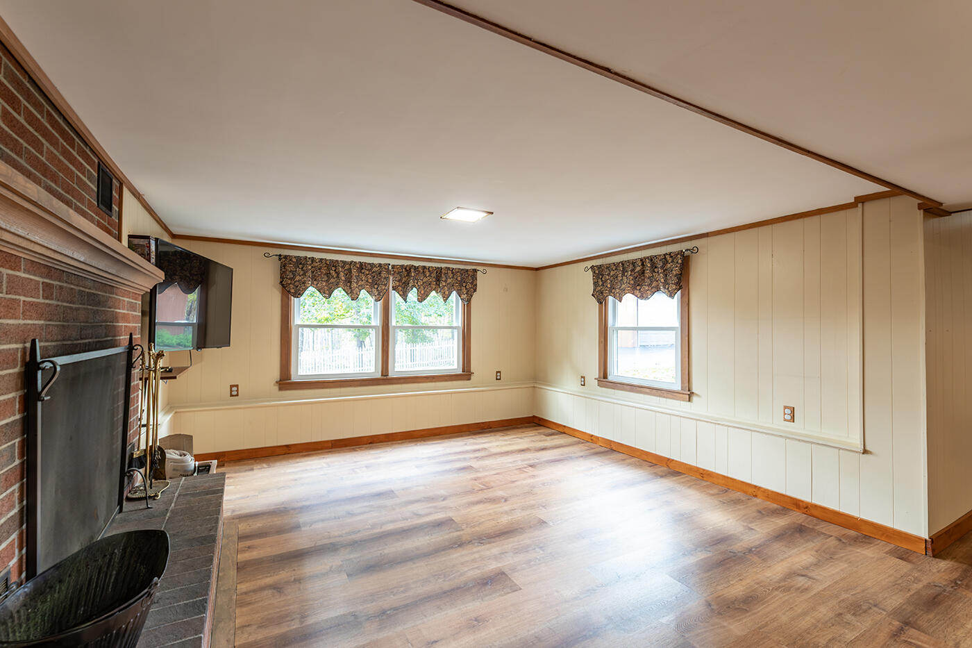 710 Commercial Street