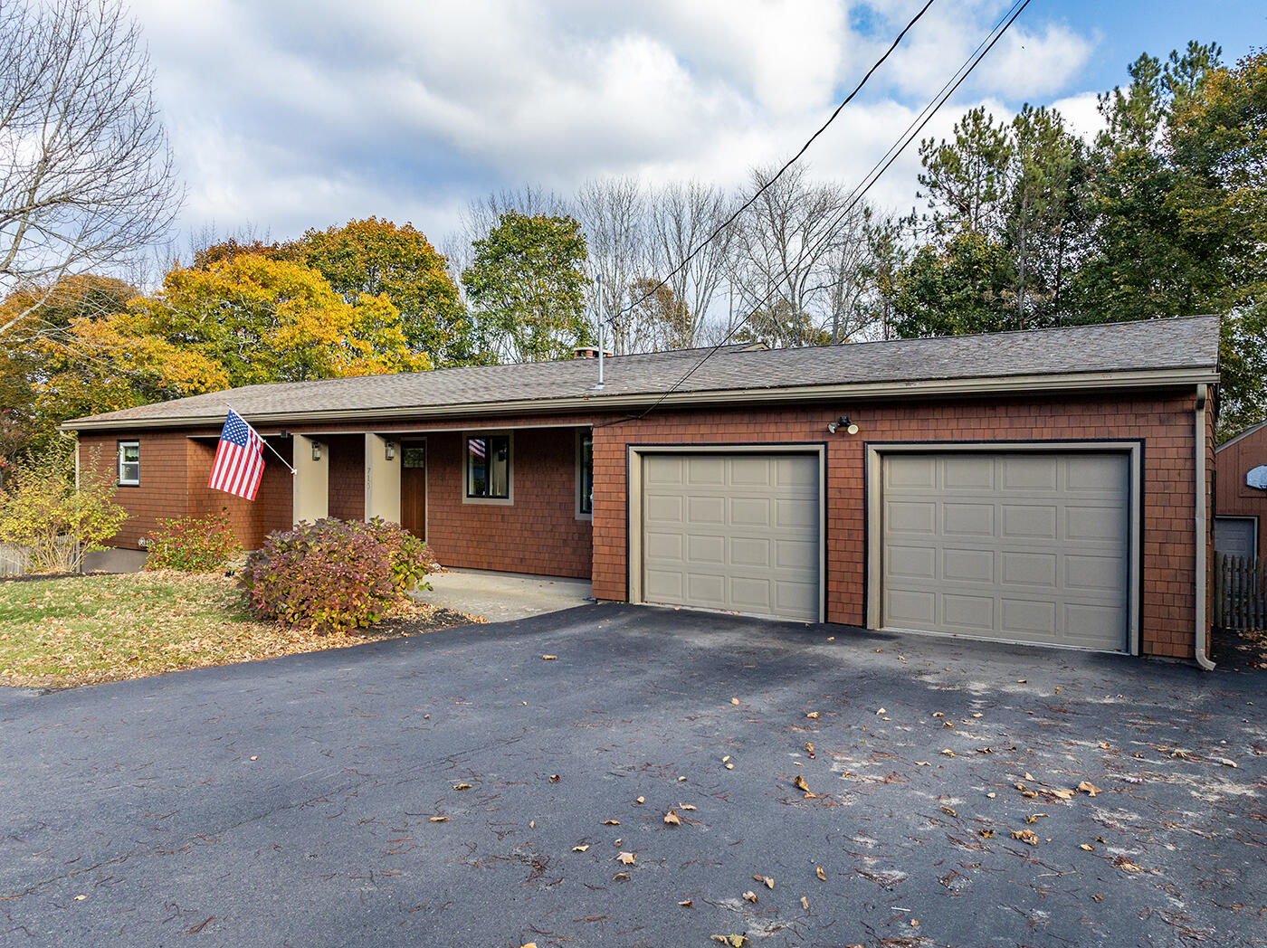 710 Commercial Street