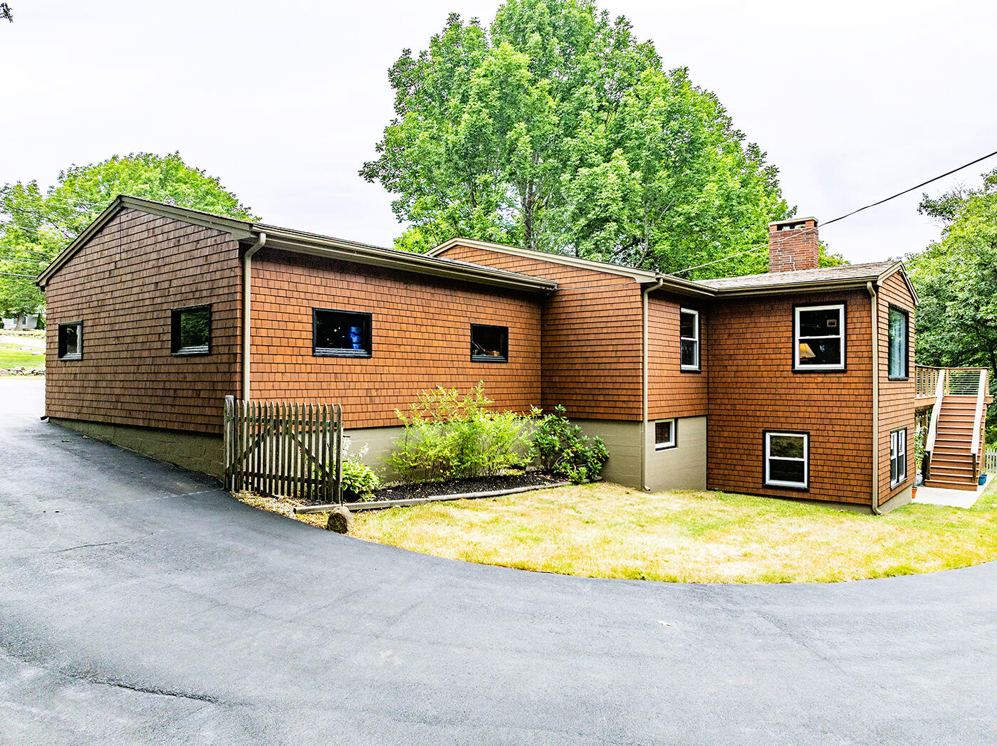 710 Commercial Street