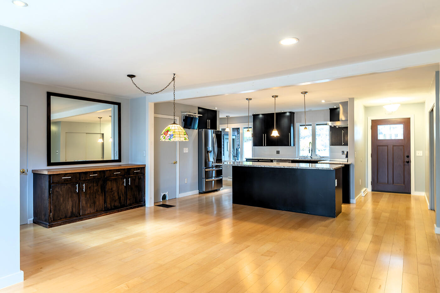 710 Commercial Street