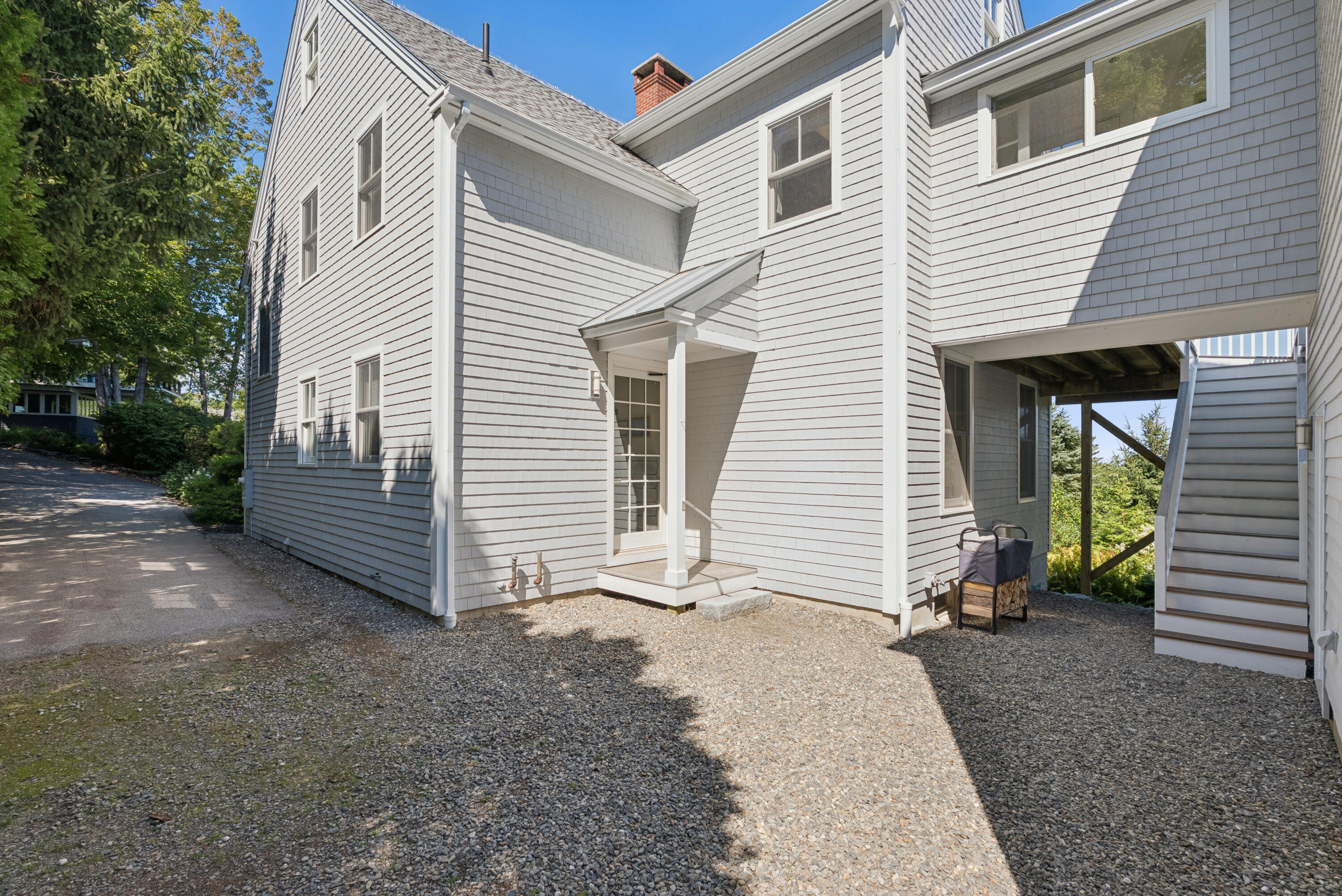 8 Cedar Street