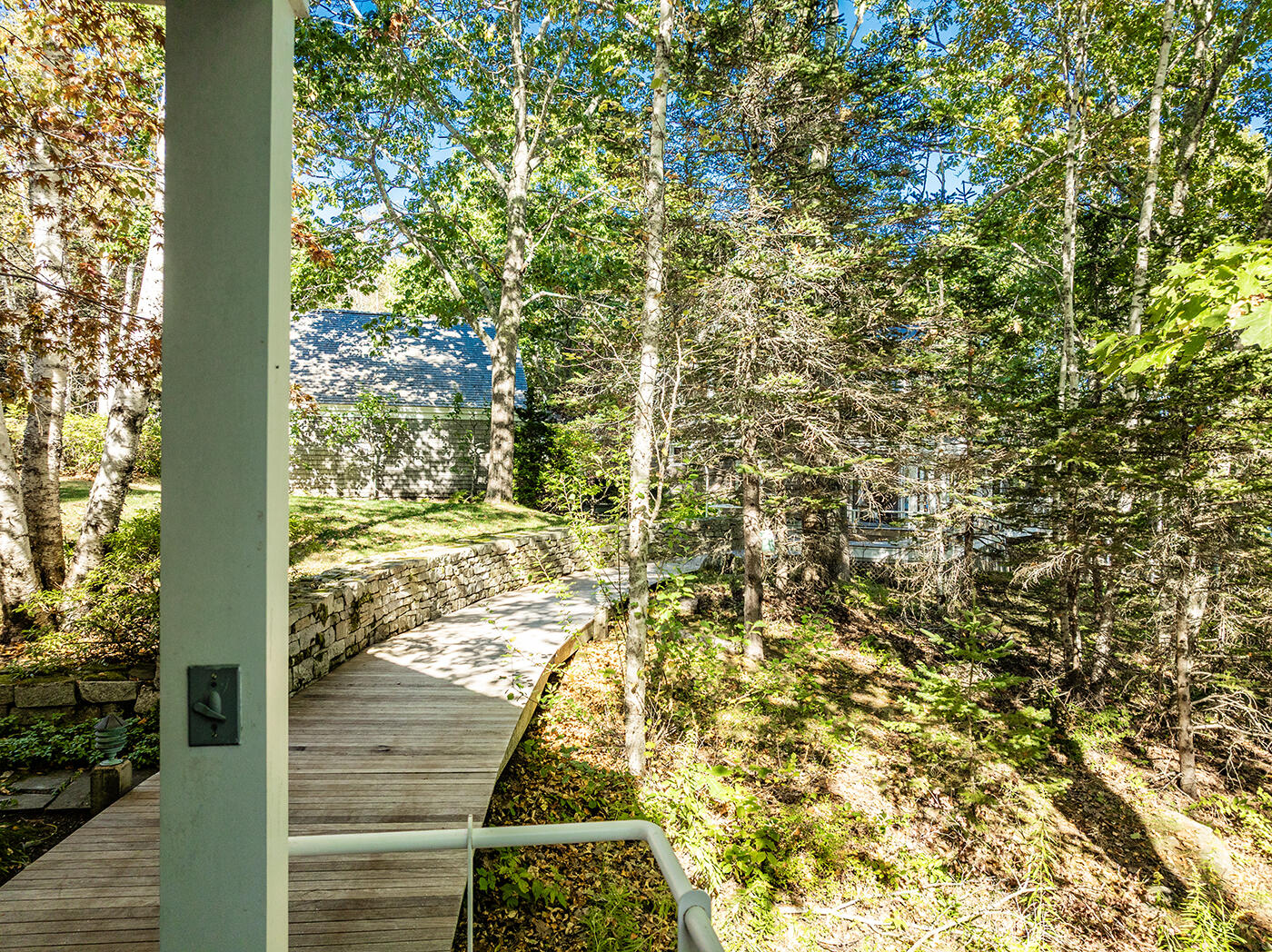 394 Hathorne Point Road