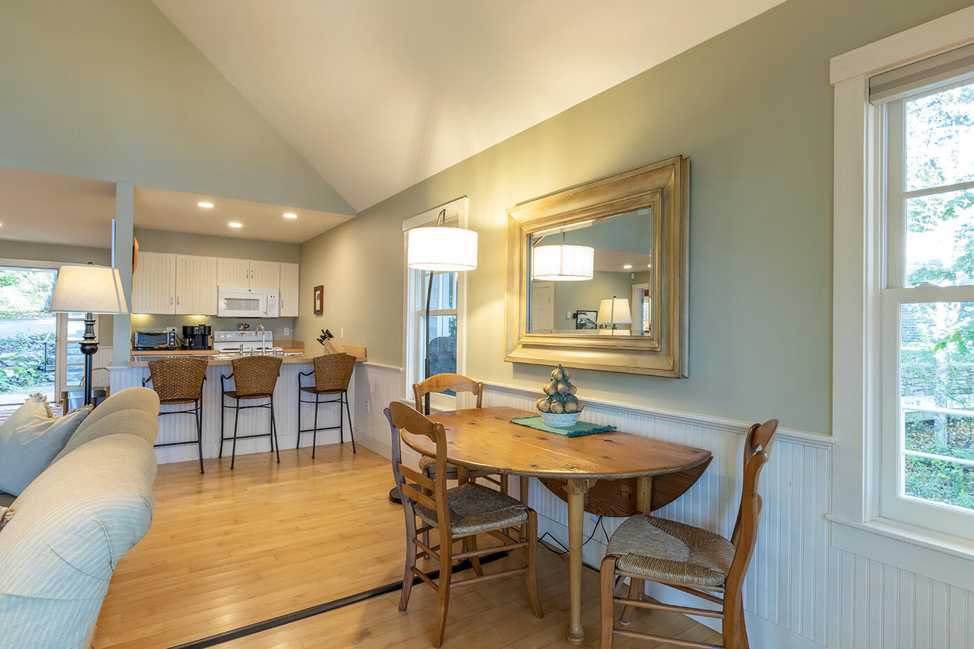 394 Hathorne Point Road