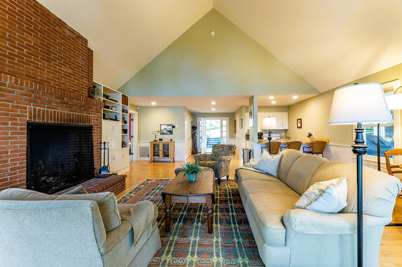 394 Hathorne Point Road