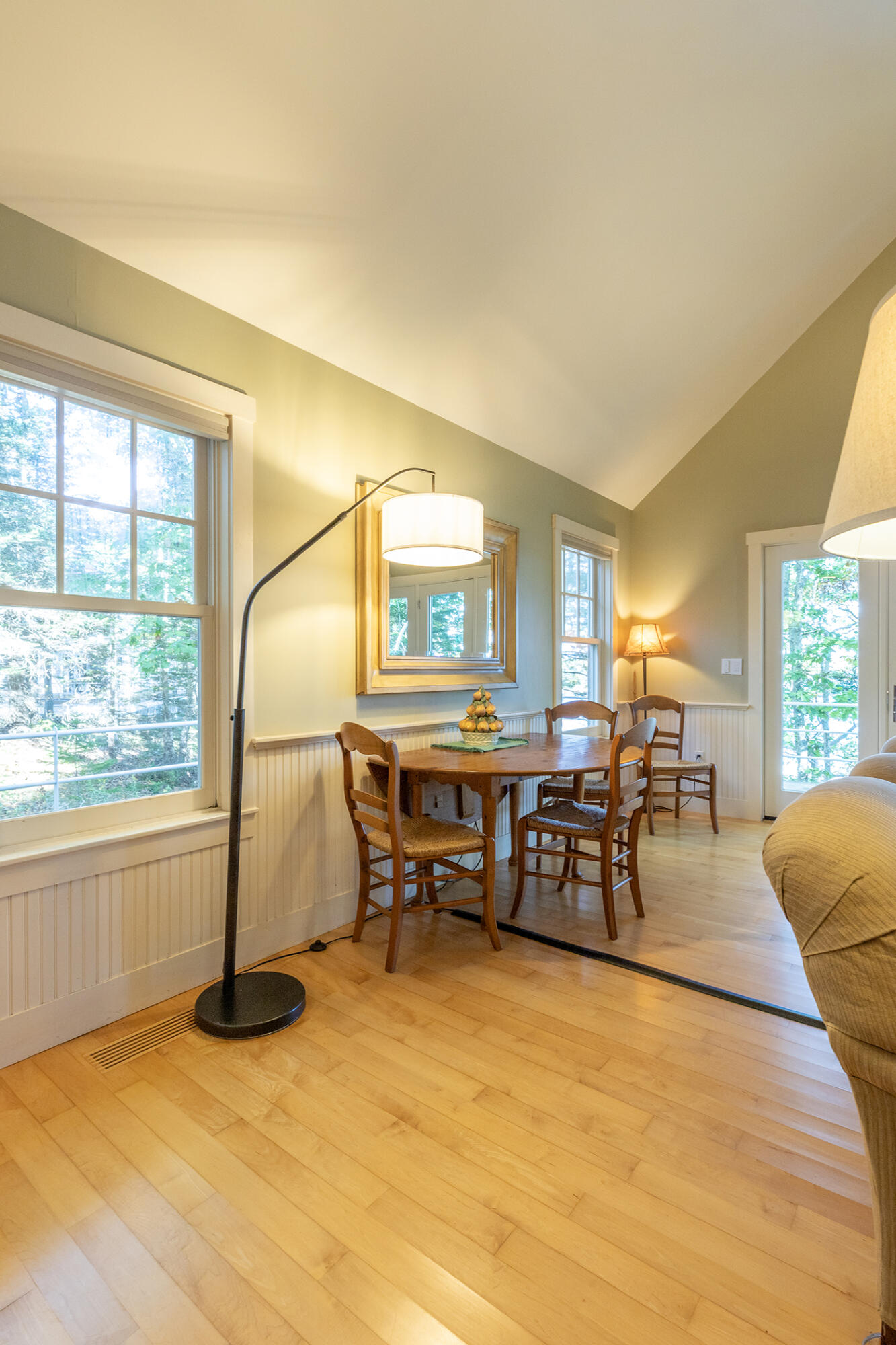 394 Hathorne Point Road
