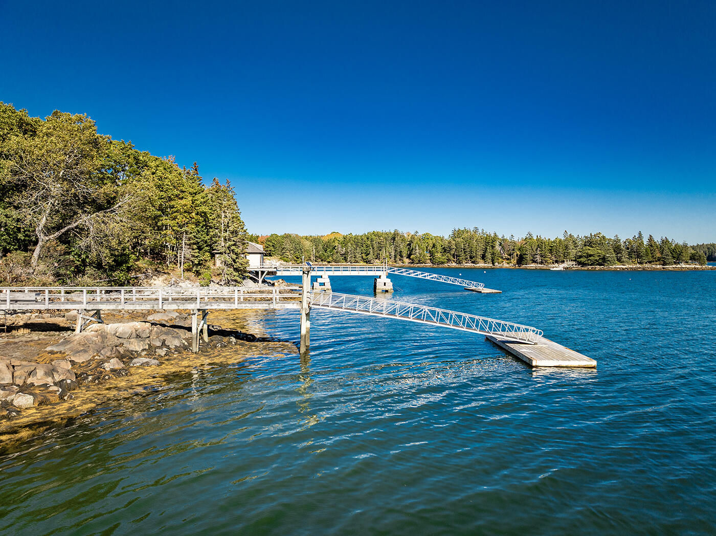 394 Hathorne Point Road