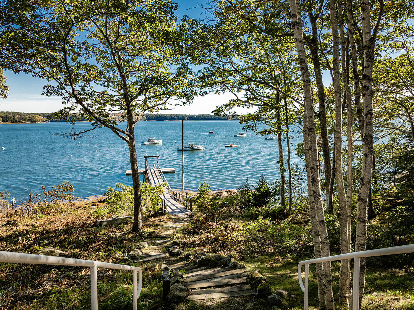 394 Hathorne Point Road