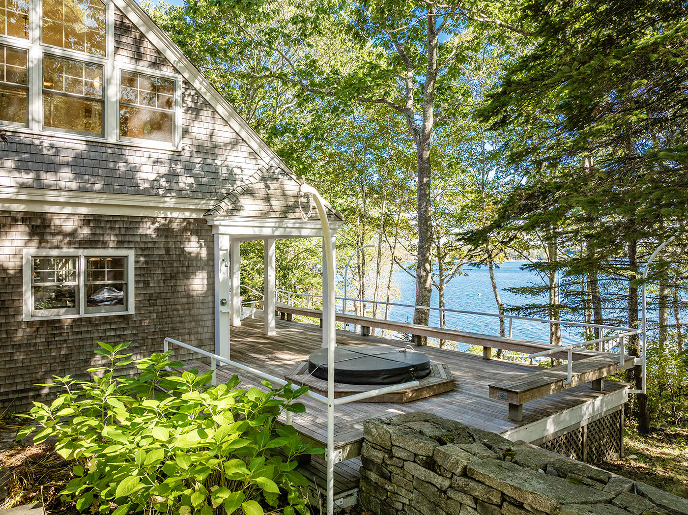 394 Hathorne Point Road